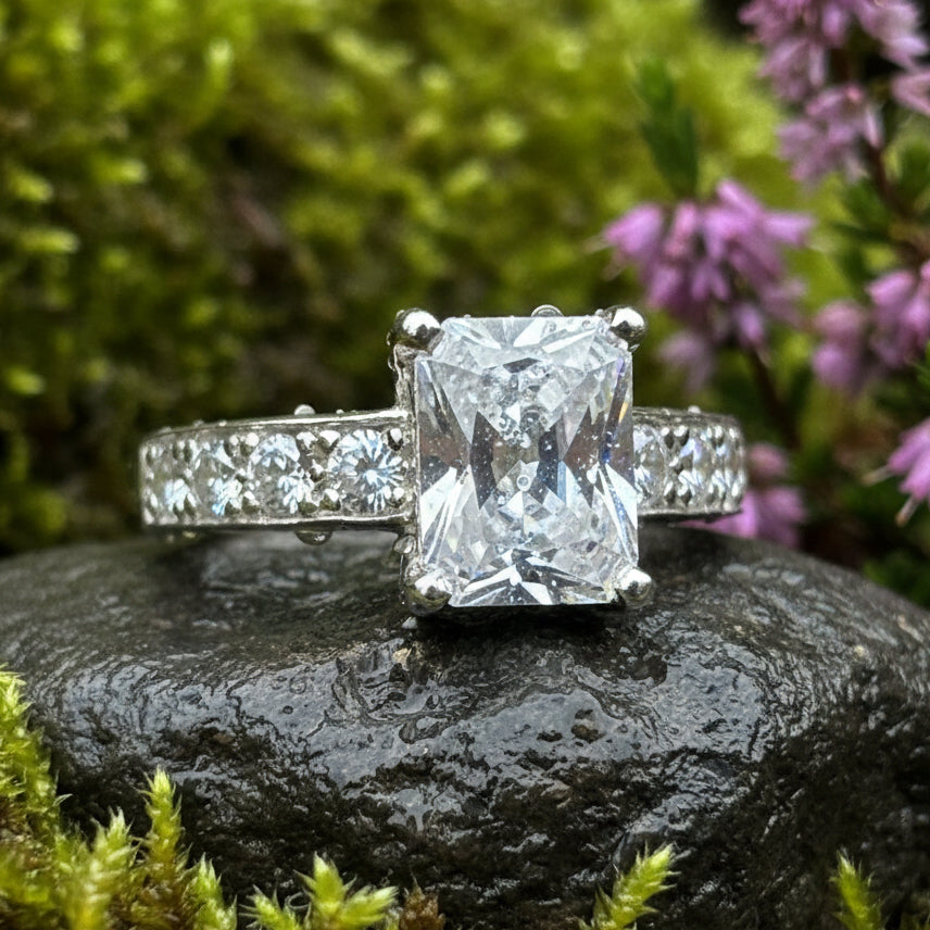 Classic Promise Ring