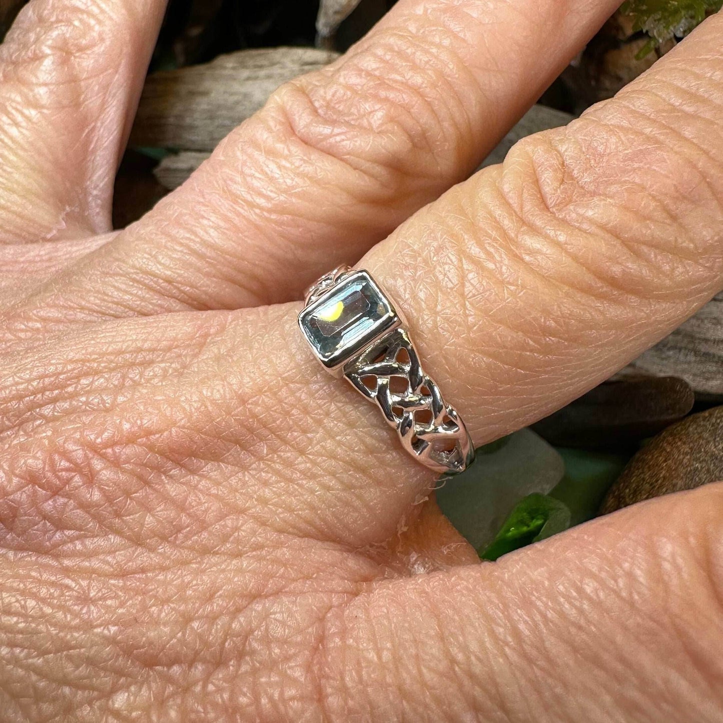 Sahale Celtic Knot Ring - 4 / Blue Topaz