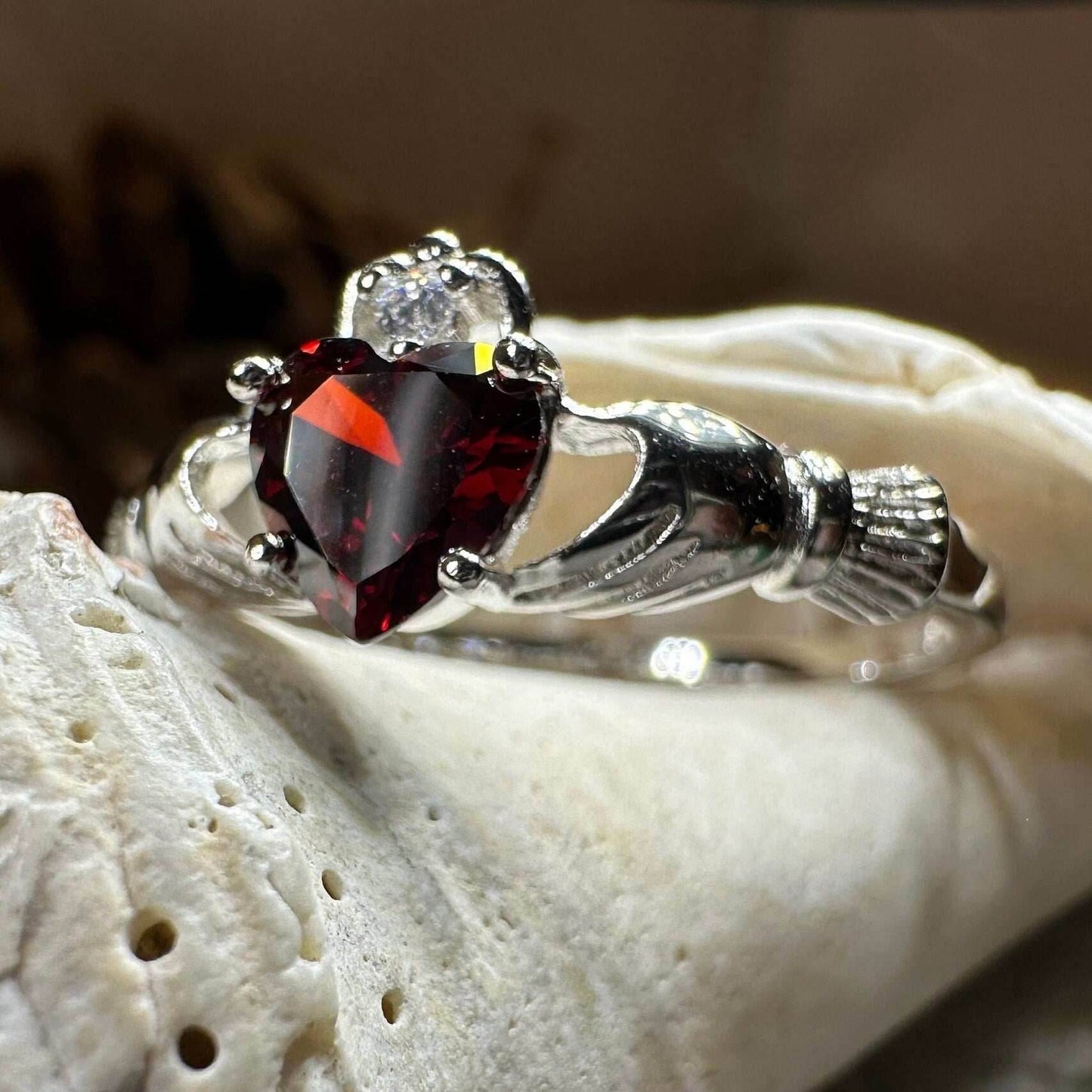 Garnet Claddagh Ring - 4