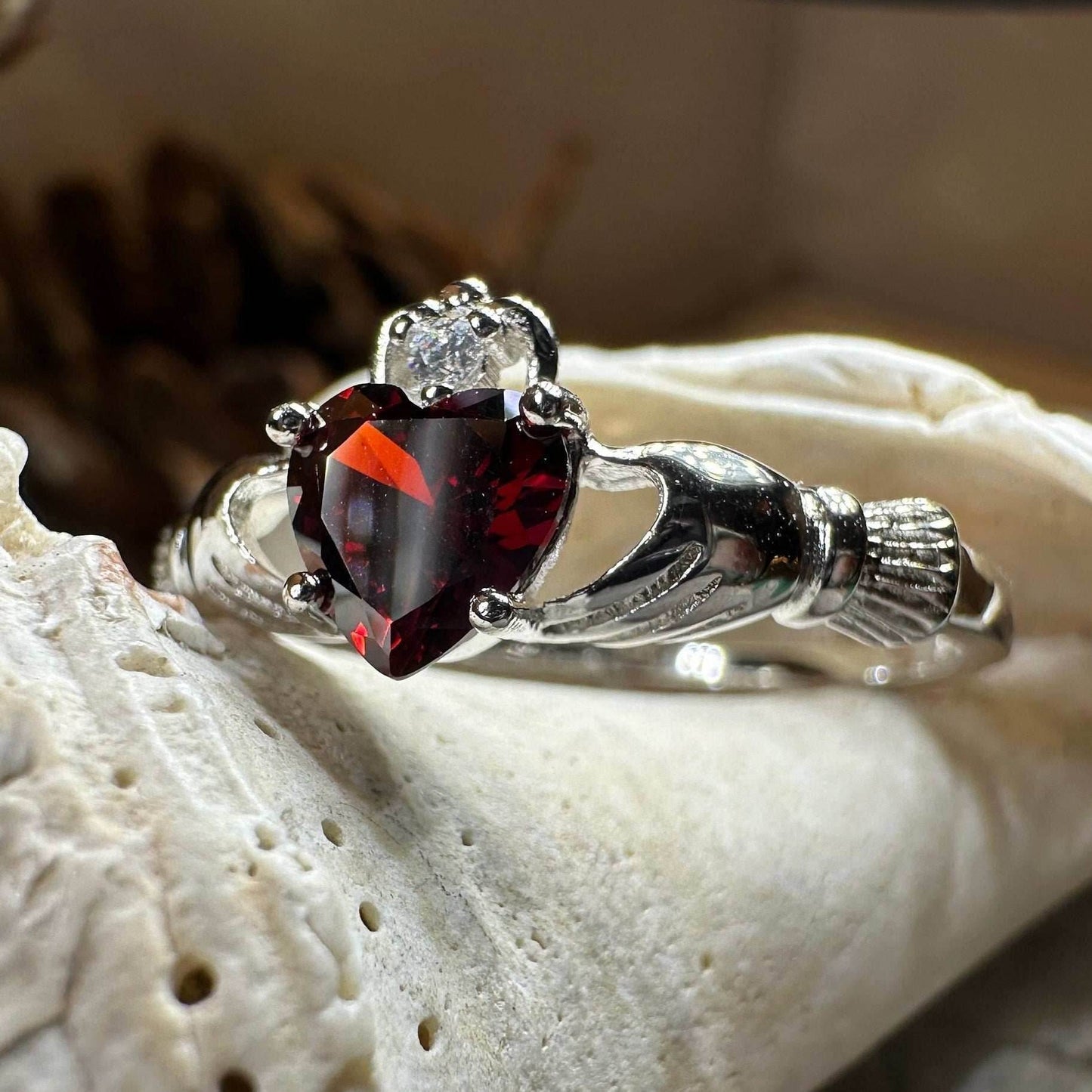 Garnet Claddagh Ring - 4