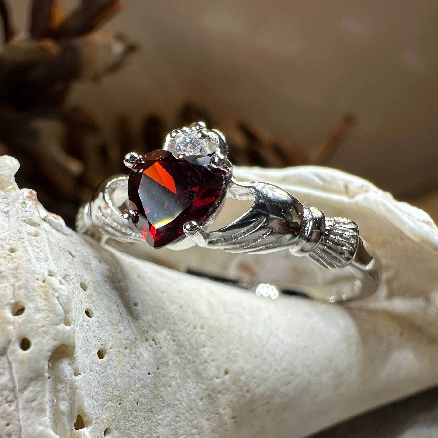 Garnet Claddagh Ring - 4
