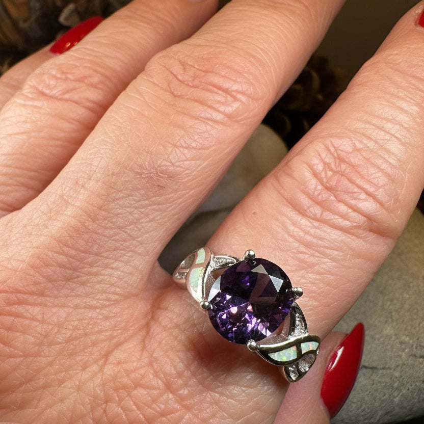 Boinne Opal Celtic Ring