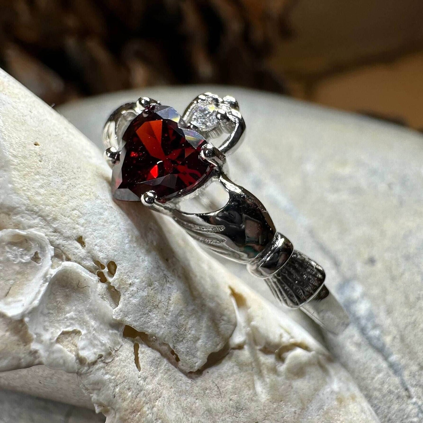 Garnet Claddagh Ring - 4