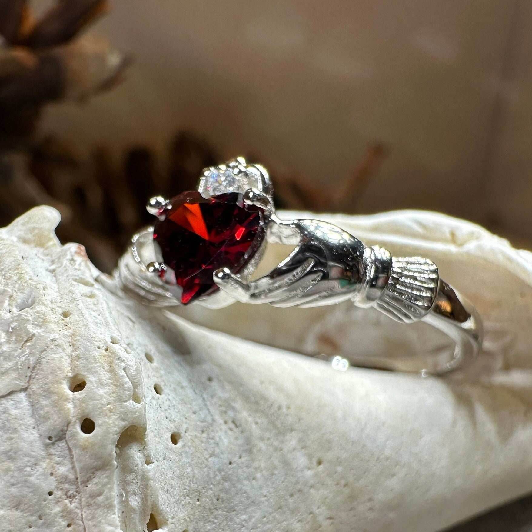 Garnet Claddagh Ring - 4