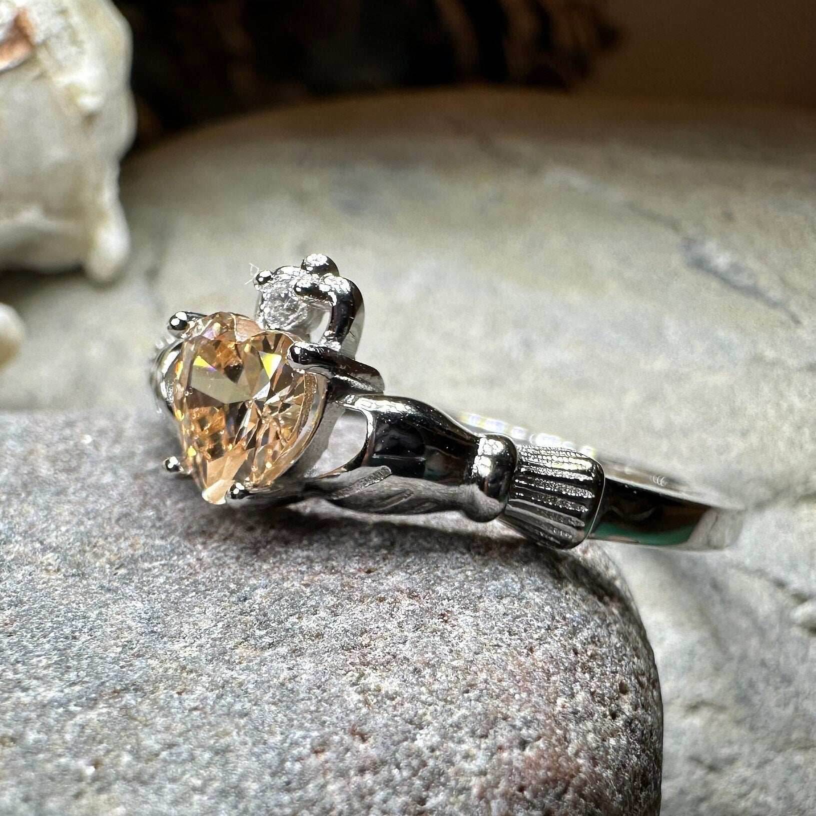 Champagne Toast Claddagh Ring - 5