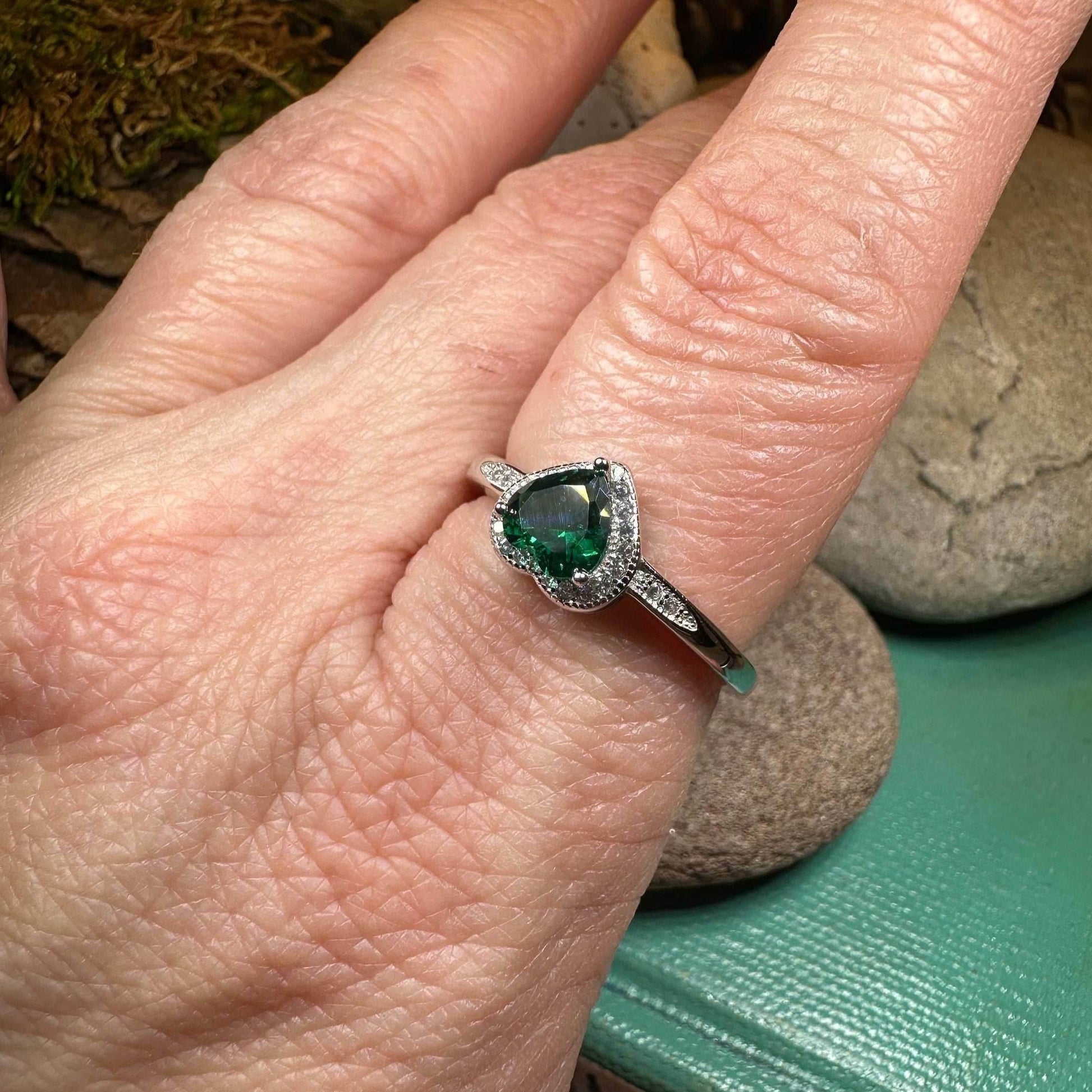 Ireland's Emerald Heart Ring - 4