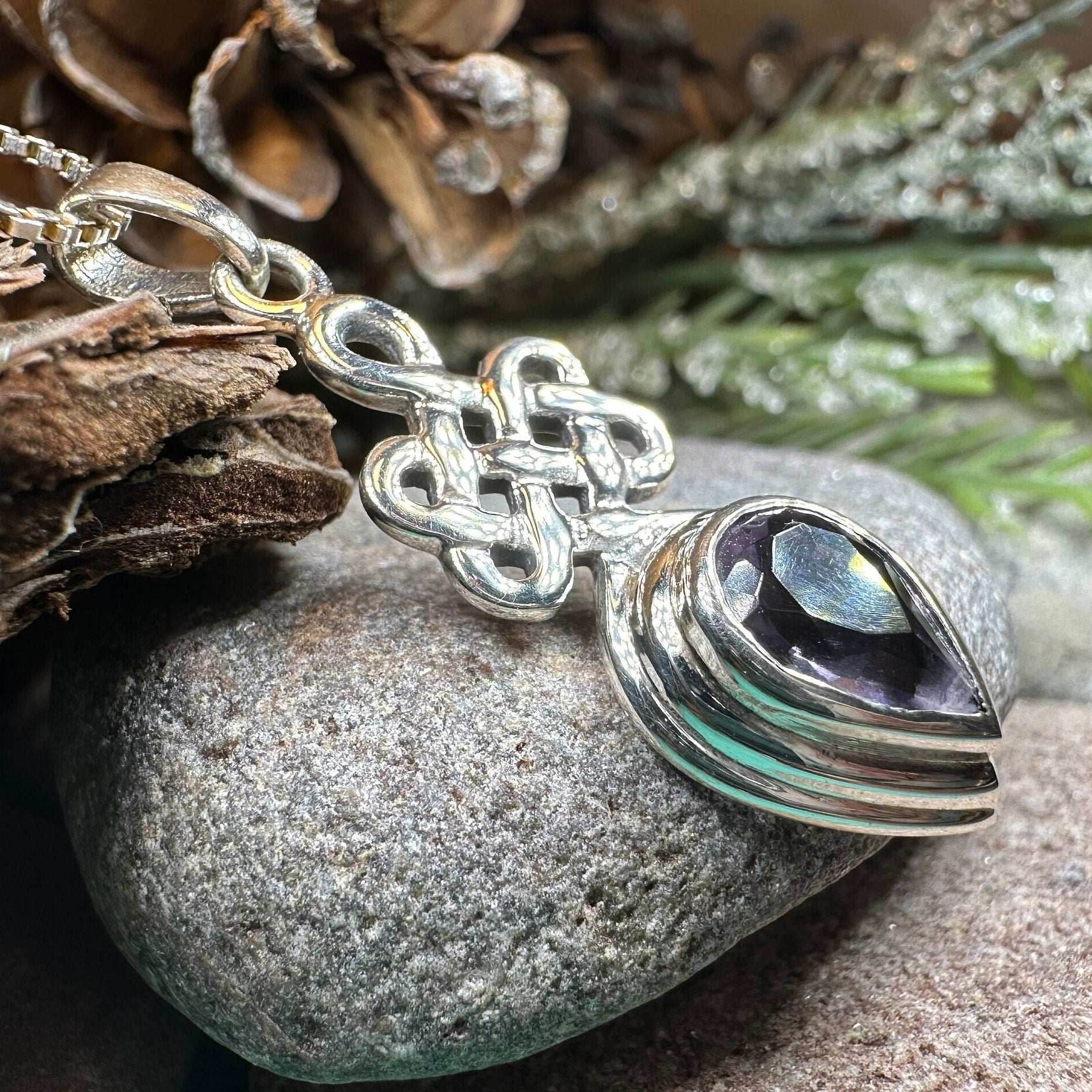 Vadaria Celtic Knot Necklace - 18 / Amethyst