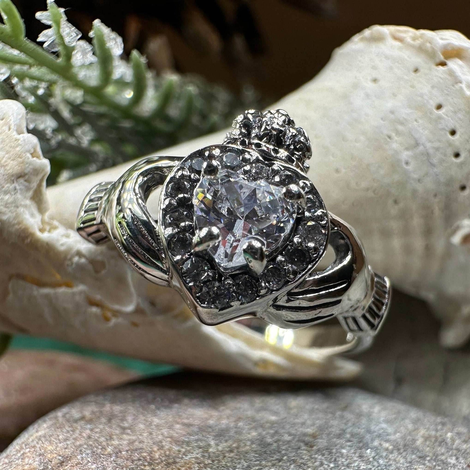 Evermore Claddagh Promise Ring - 6