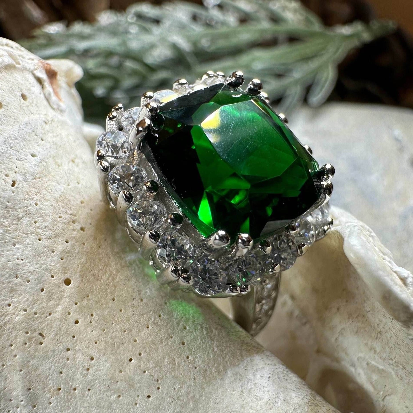 Irish Duchess Emerald Ring - 5