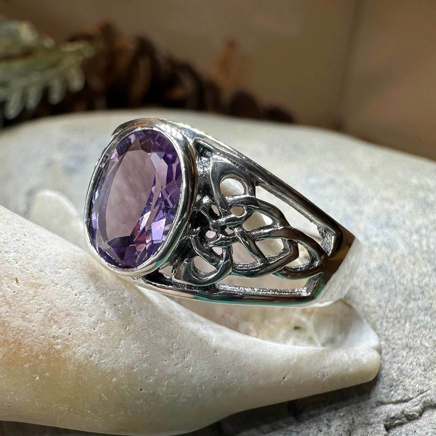 Coralina Celtic Knot Ring - 5 / Blue Topaz