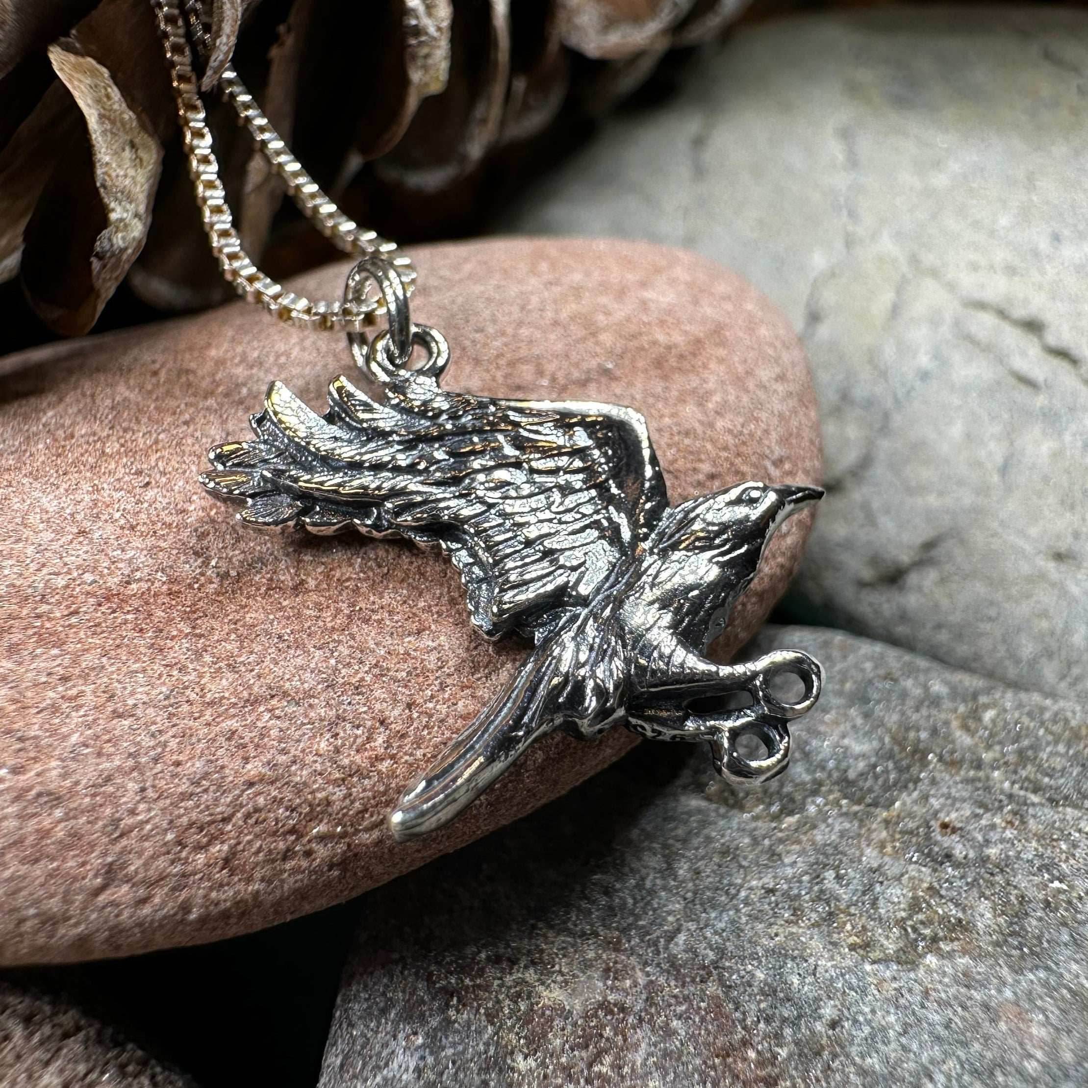 Eòlas Raven Necklace - 18
