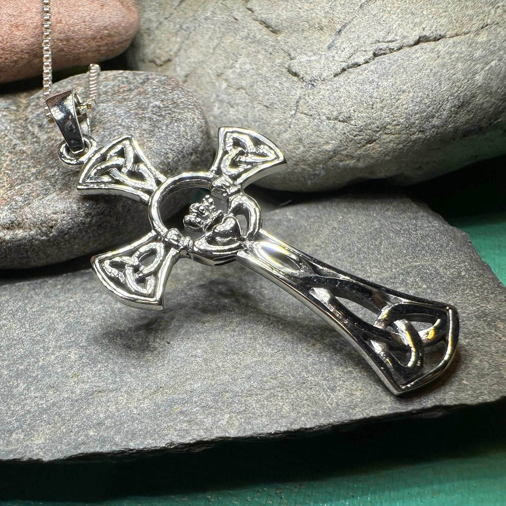 Trinity Knot Claddagh Cross Necklace - 18