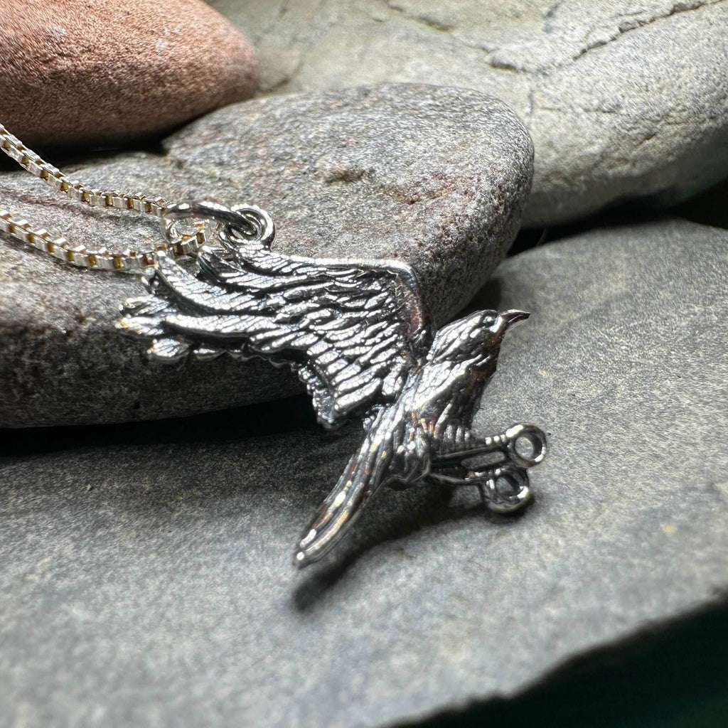 Eòlas Raven Necklace - 18