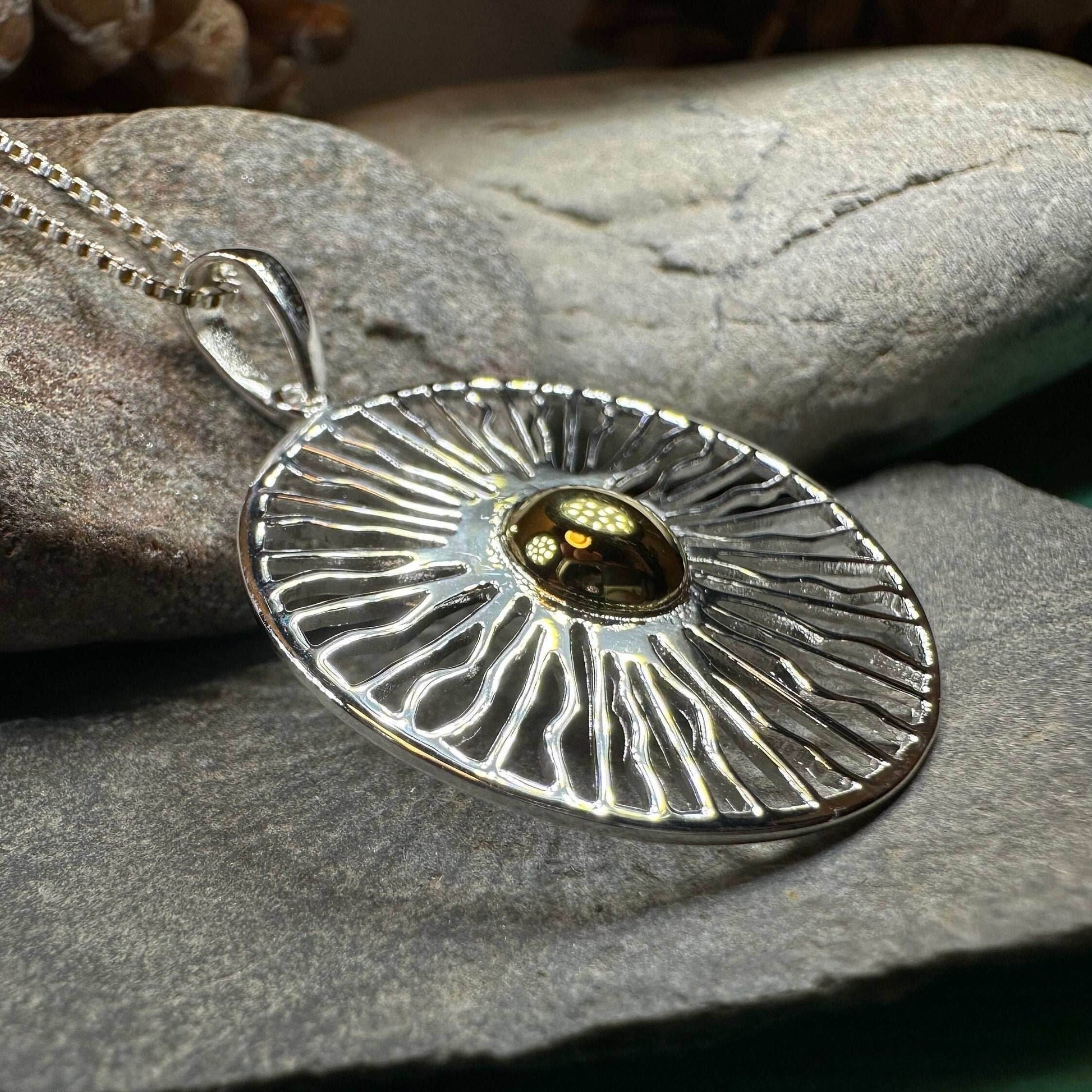 Modern Sun Necklace - 18