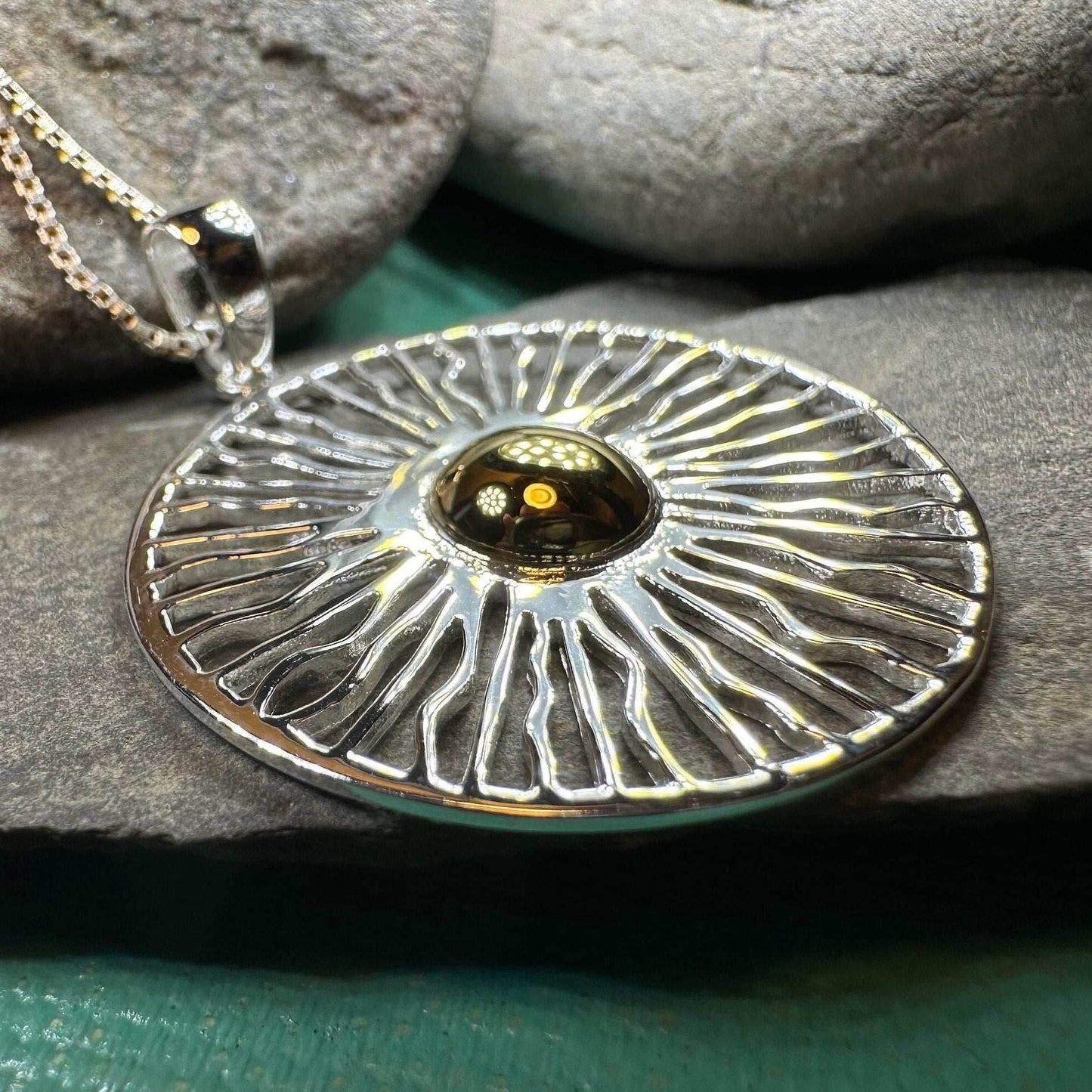 Modern Sun Necklace - 18