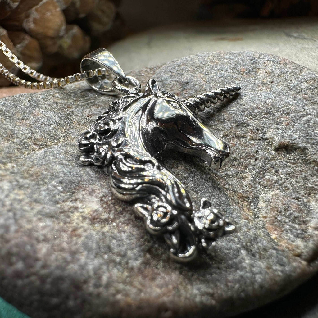 Gwenllian Unicorn Necklace - 18