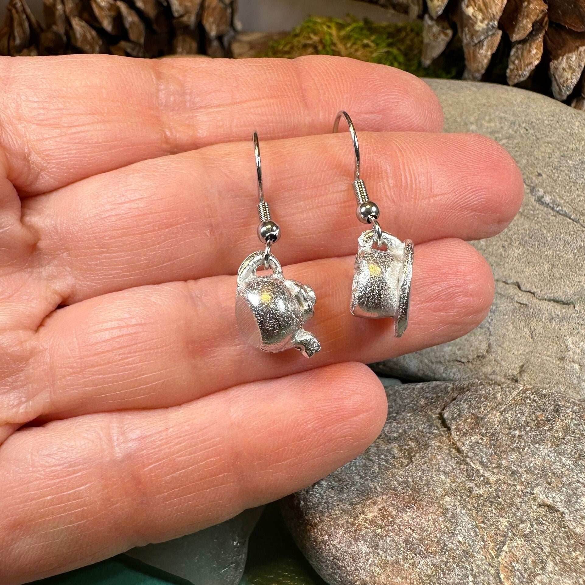 Spot O' Tea Teapot & Cup Earrings - 