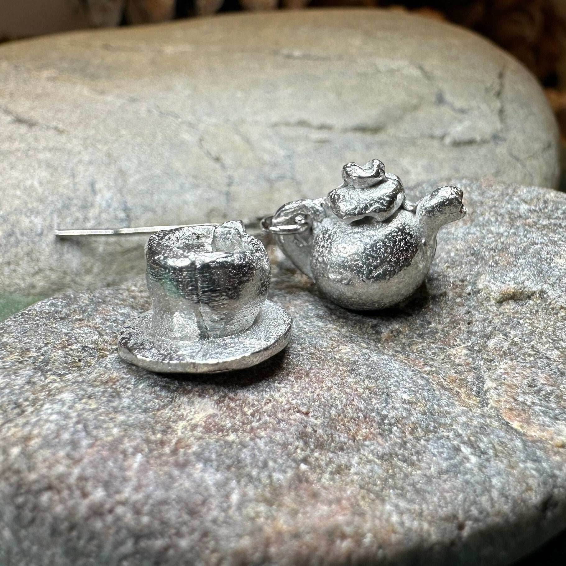 Spot O' Tea Teapot & Cup Earrings - 