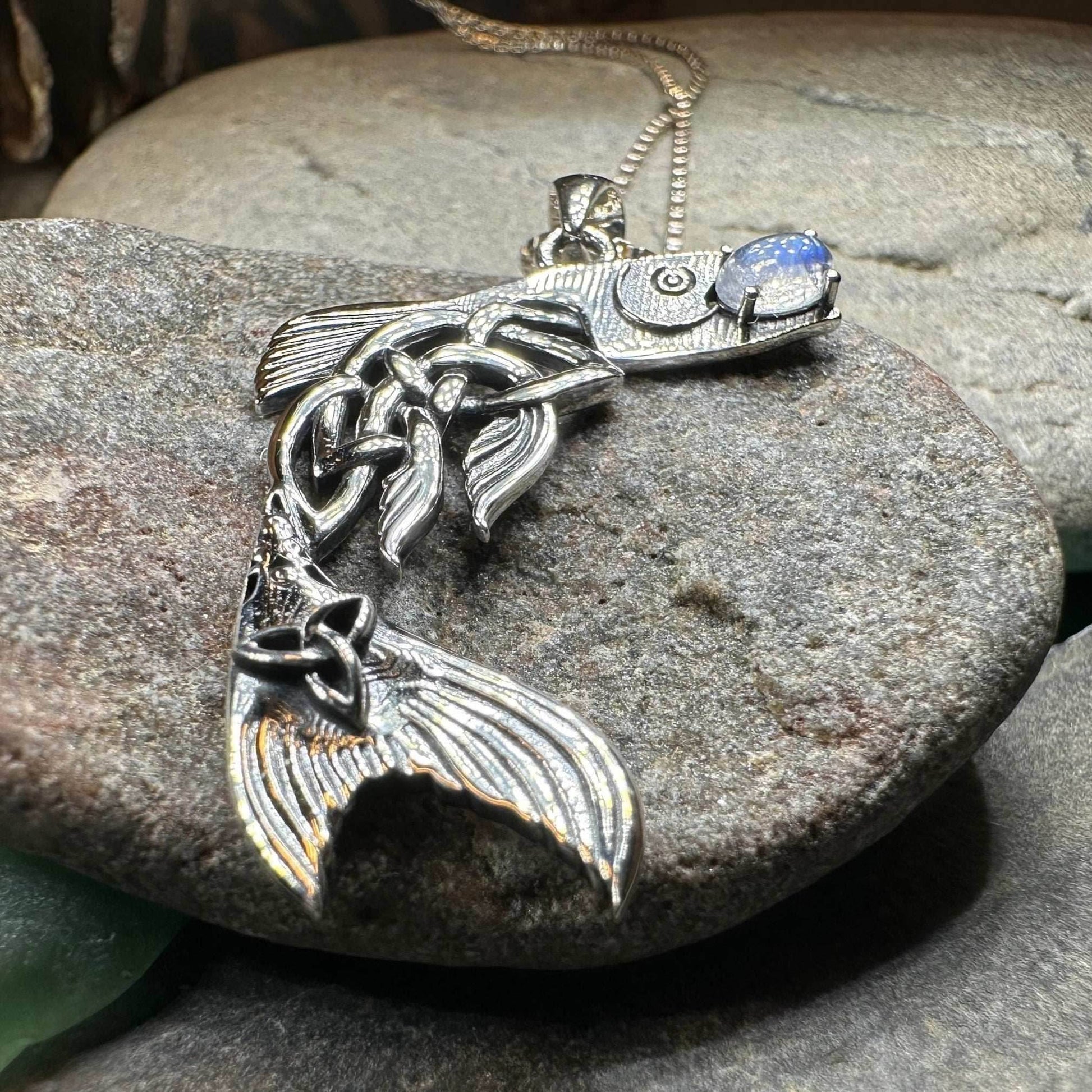 Irish Salmon of Knowledge Moonstone Necklace - 18