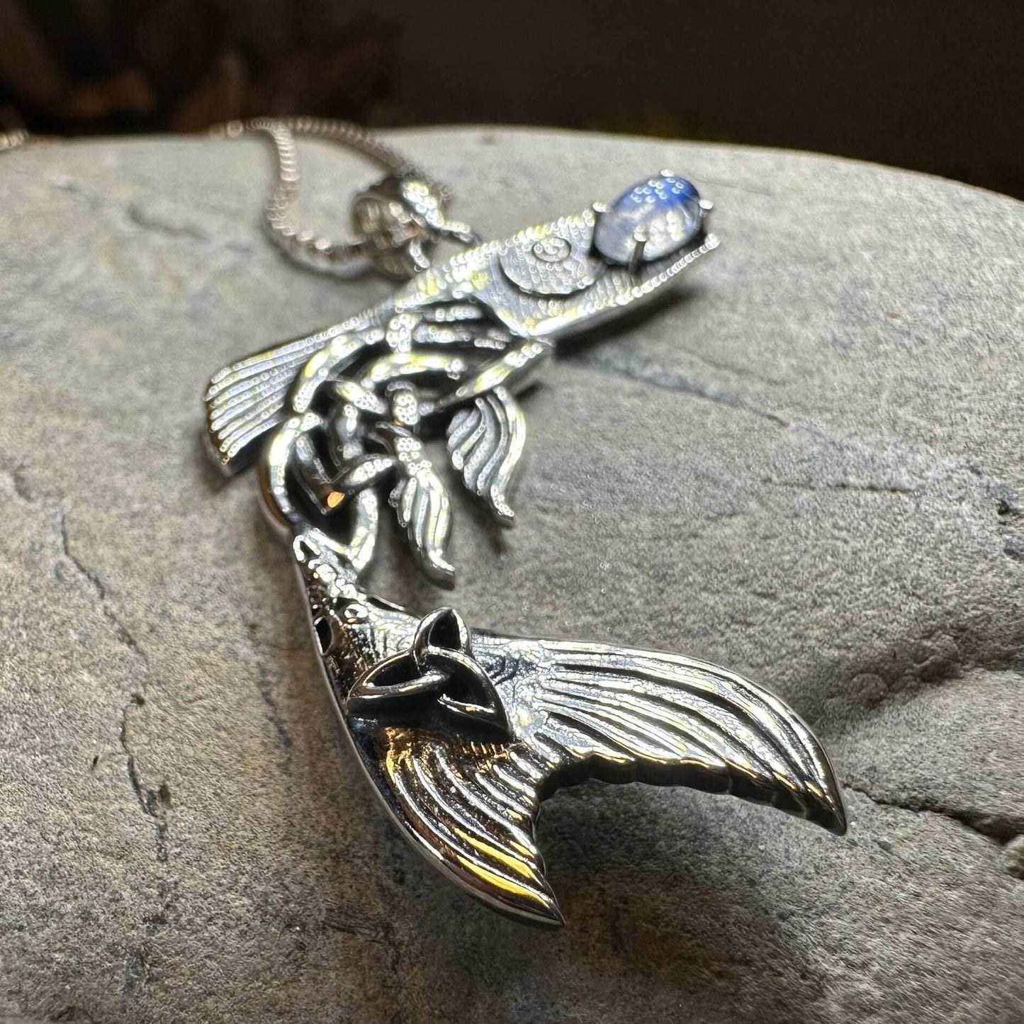 Irish Salmon of Knowledge Moonstone Necklace - 18
