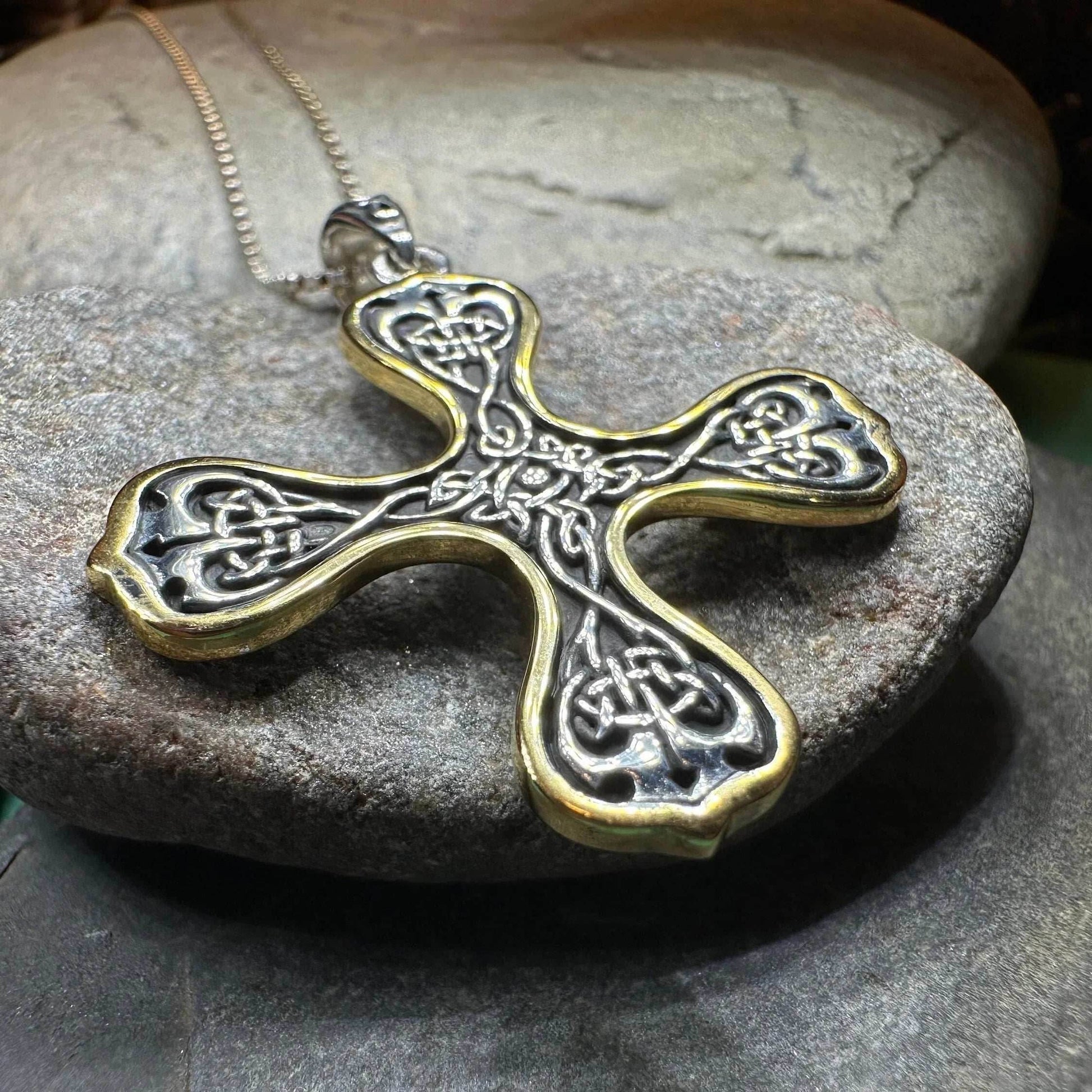 Alfred Celtic Cross Necklace - 18