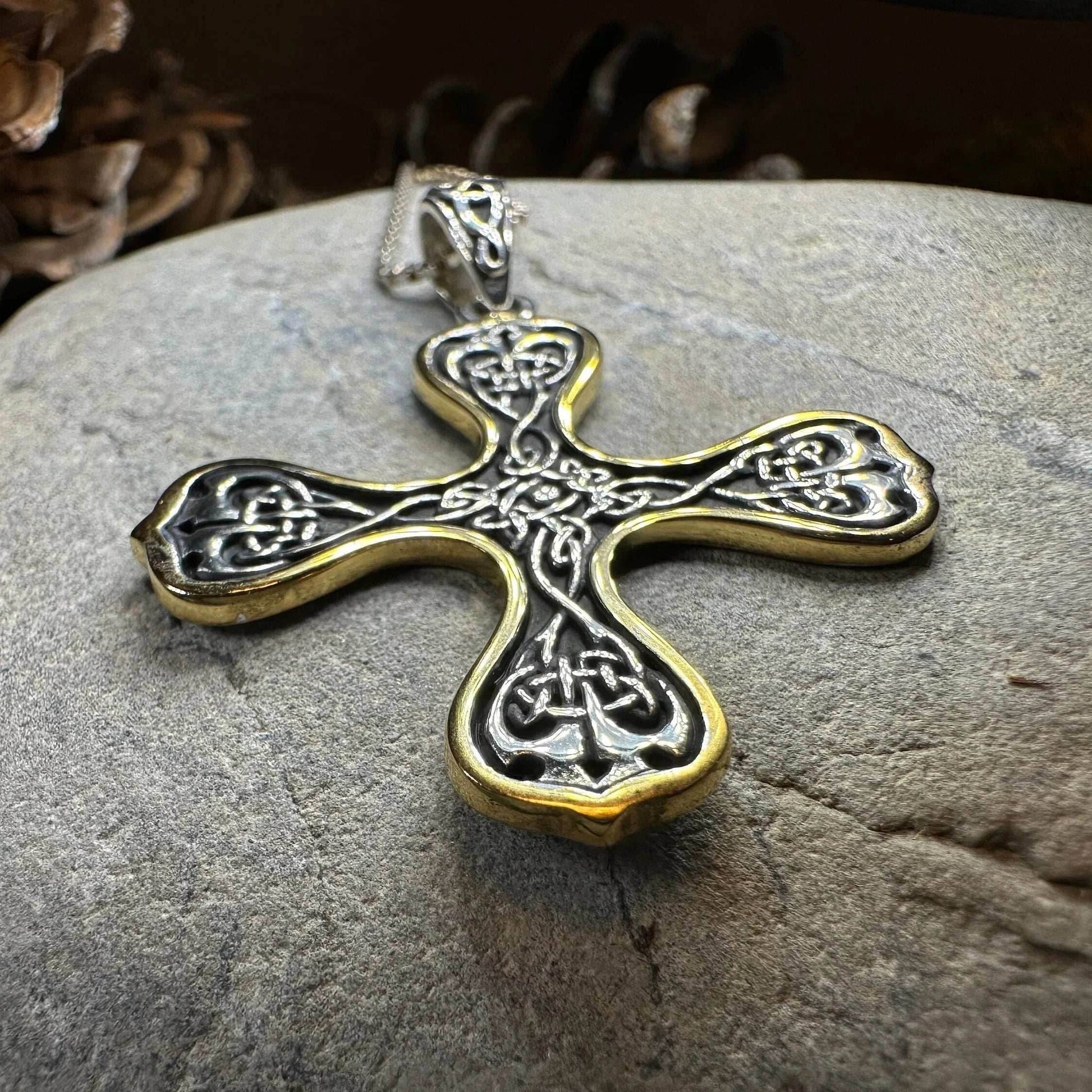 Alfred Celtic Cross Necklace - 18
