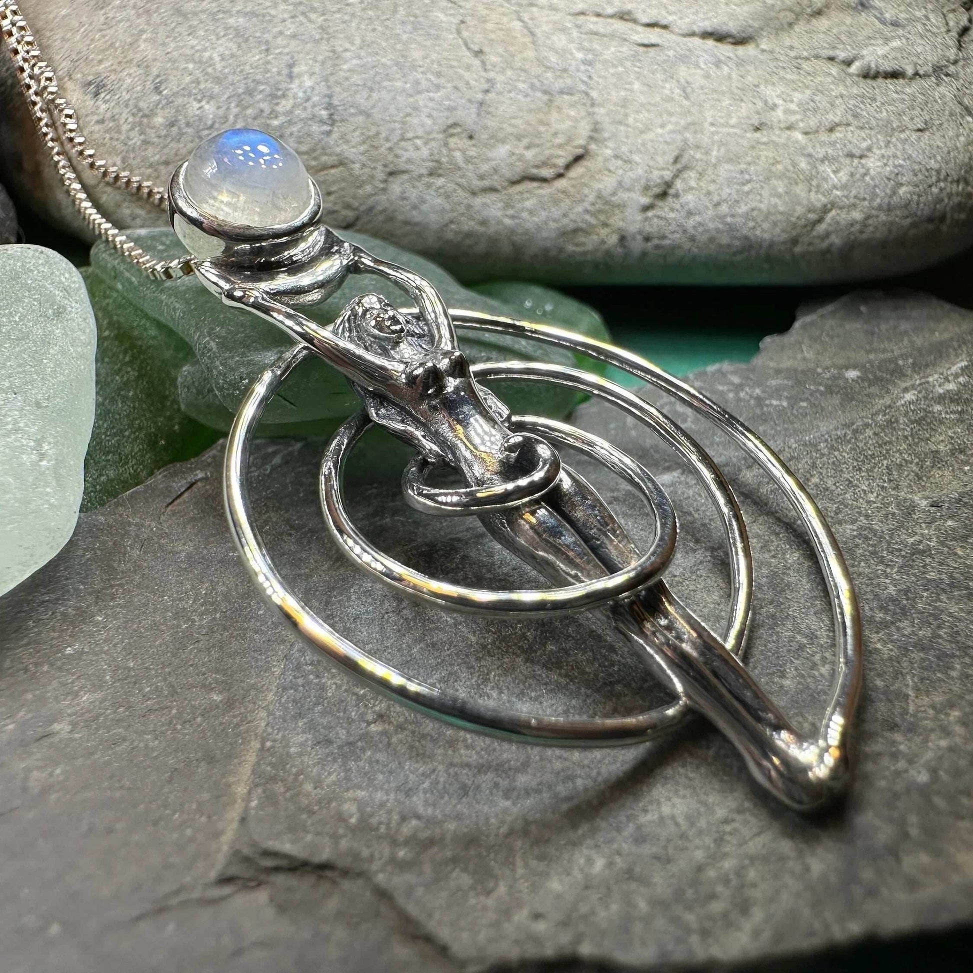 Danu Spiral Necklace - Amethyst