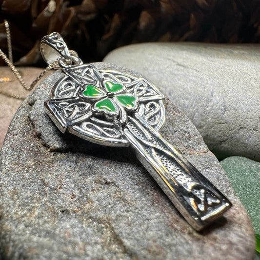 Shamrock Fields Celtic Cross Necklace - 18