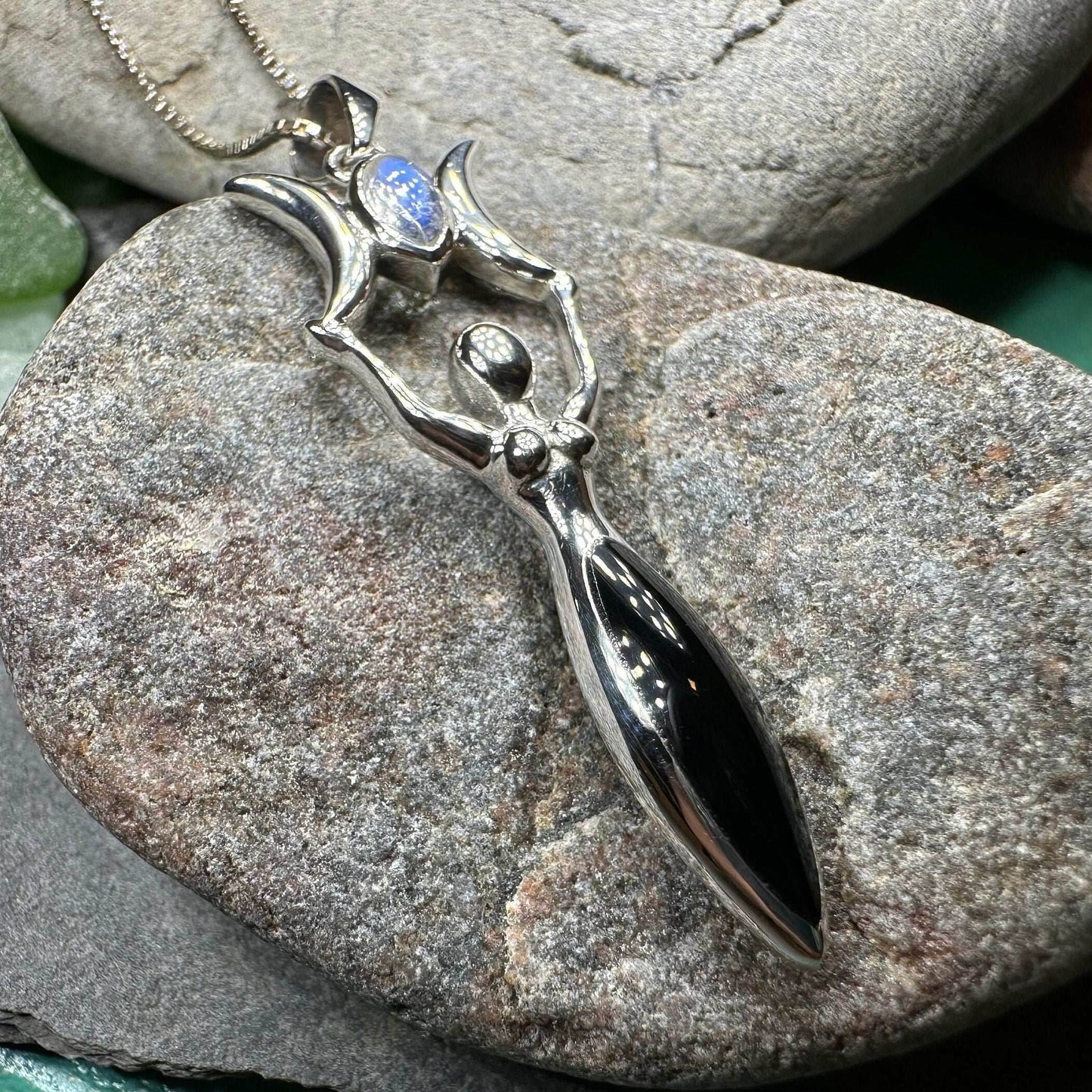 Lyric Triple Moon Goddess Necklace - 18