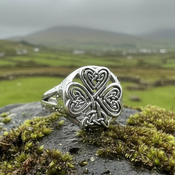 Celtic Knot Shamrock Ring