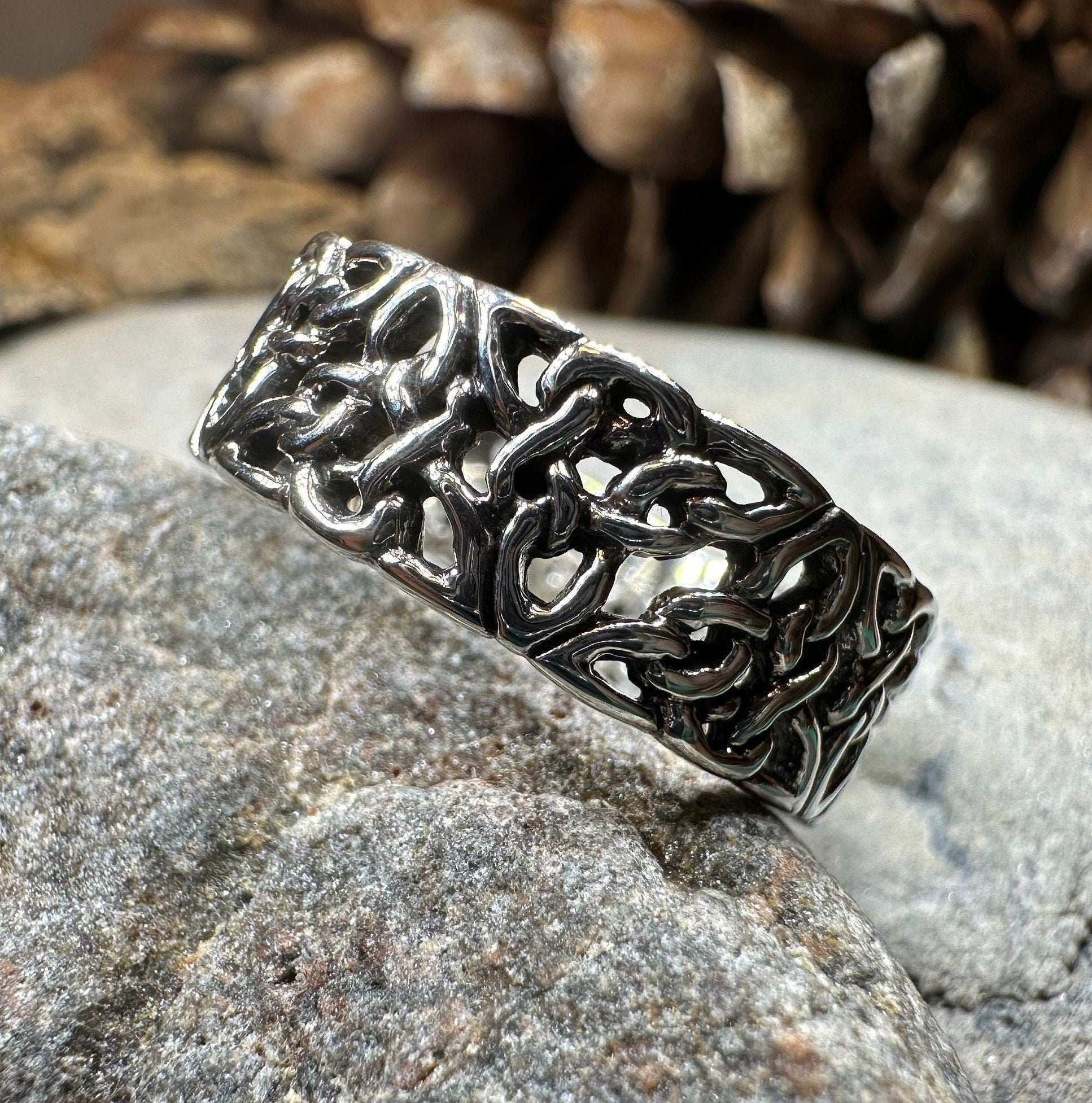 Trinity Knot Band Ring - 8