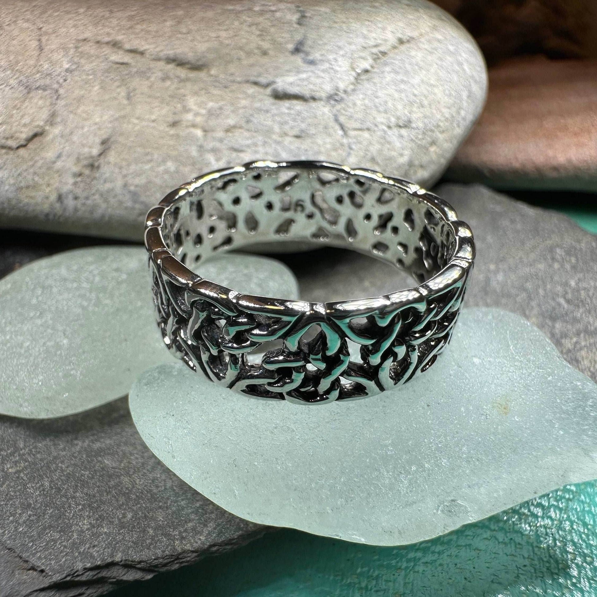 Trinity Knot Band Ring - 8