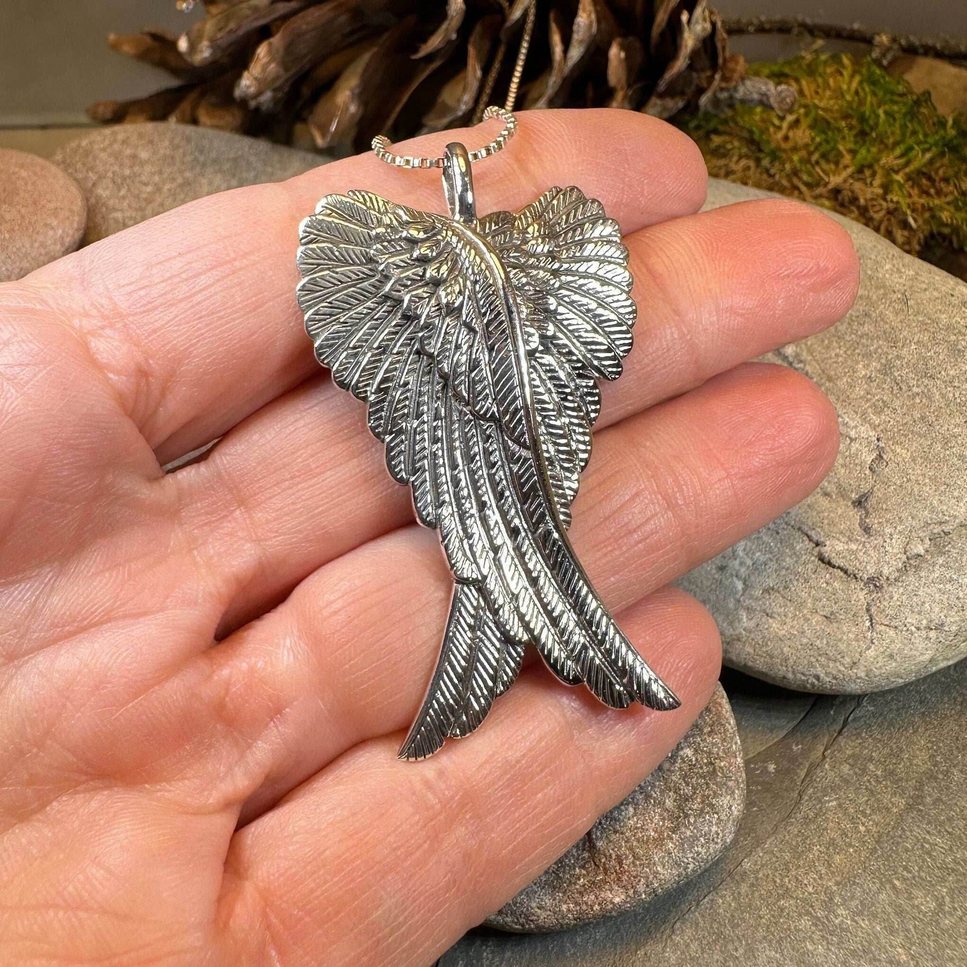 Large Angel Wings Necklace - 18