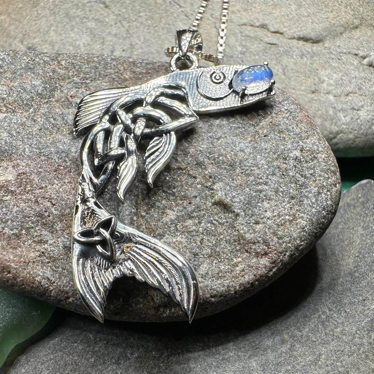 Irish Salmon of Knowledge Moonstone Necklace - 18