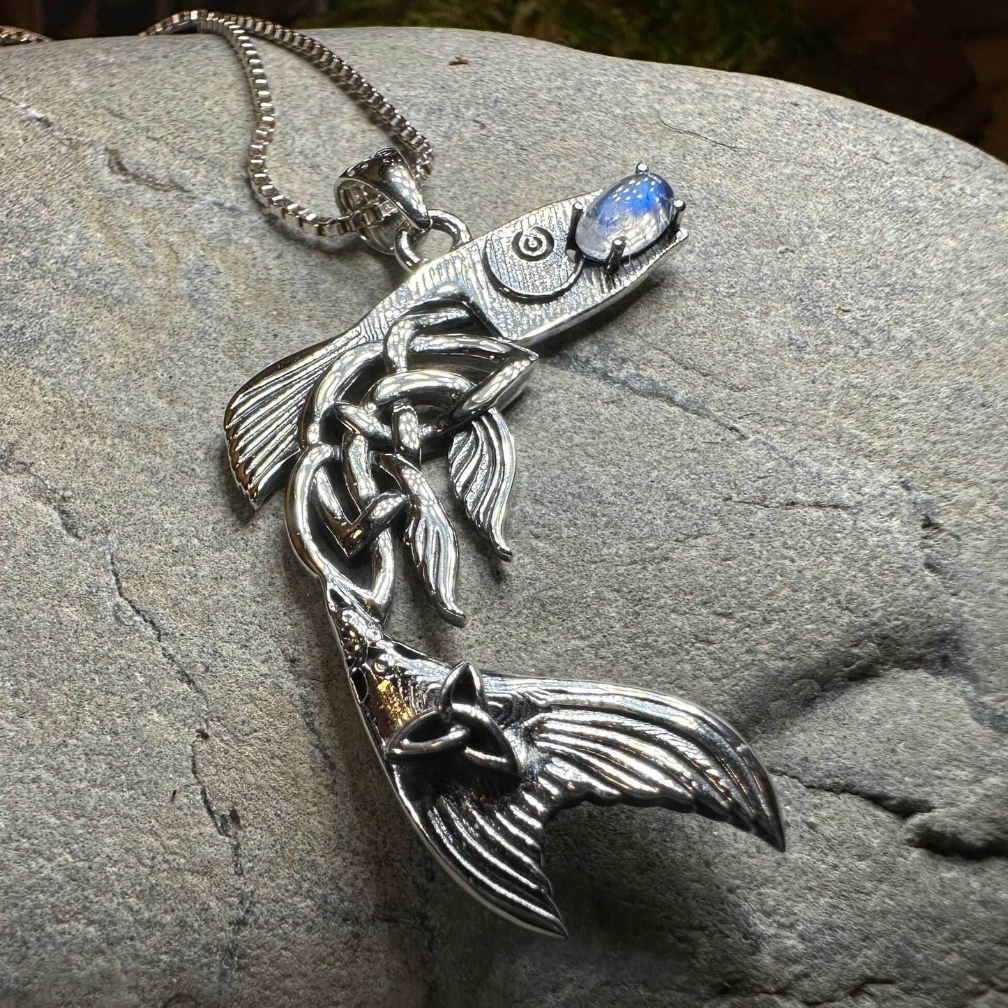 Irish Salmon of Knowledge Moonstone Necklace - 18