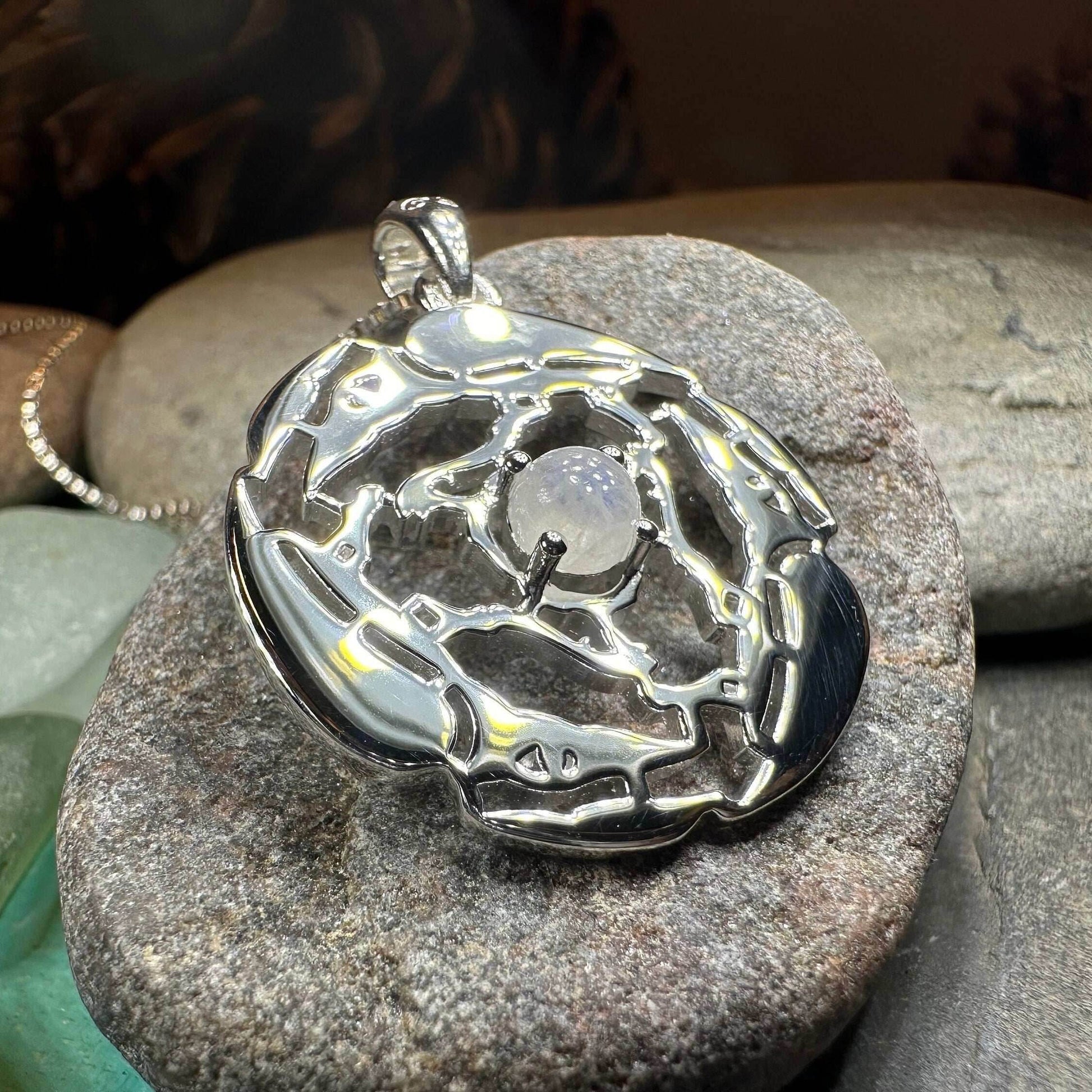 Old World Triple Raven Moonstone Necklace - 18