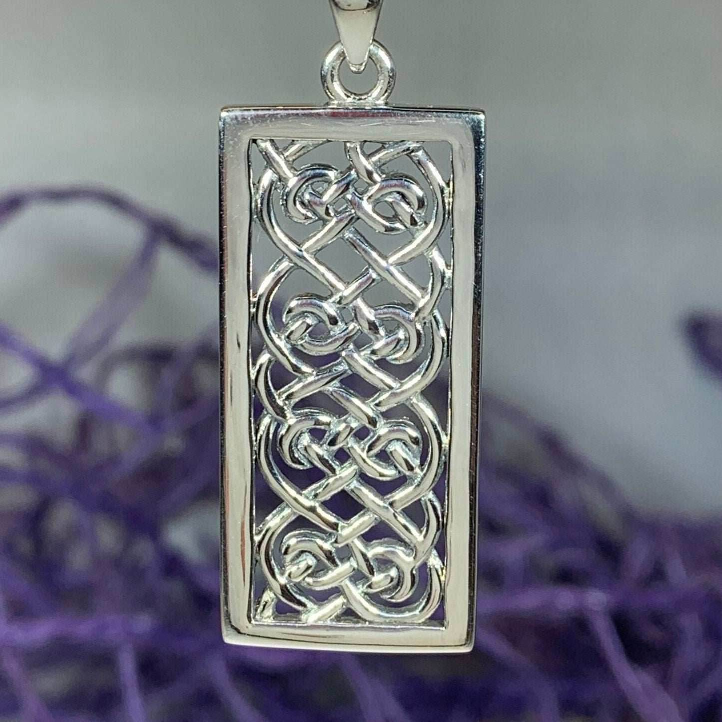 Eternal Bond Celtic Knot Necklace - 18