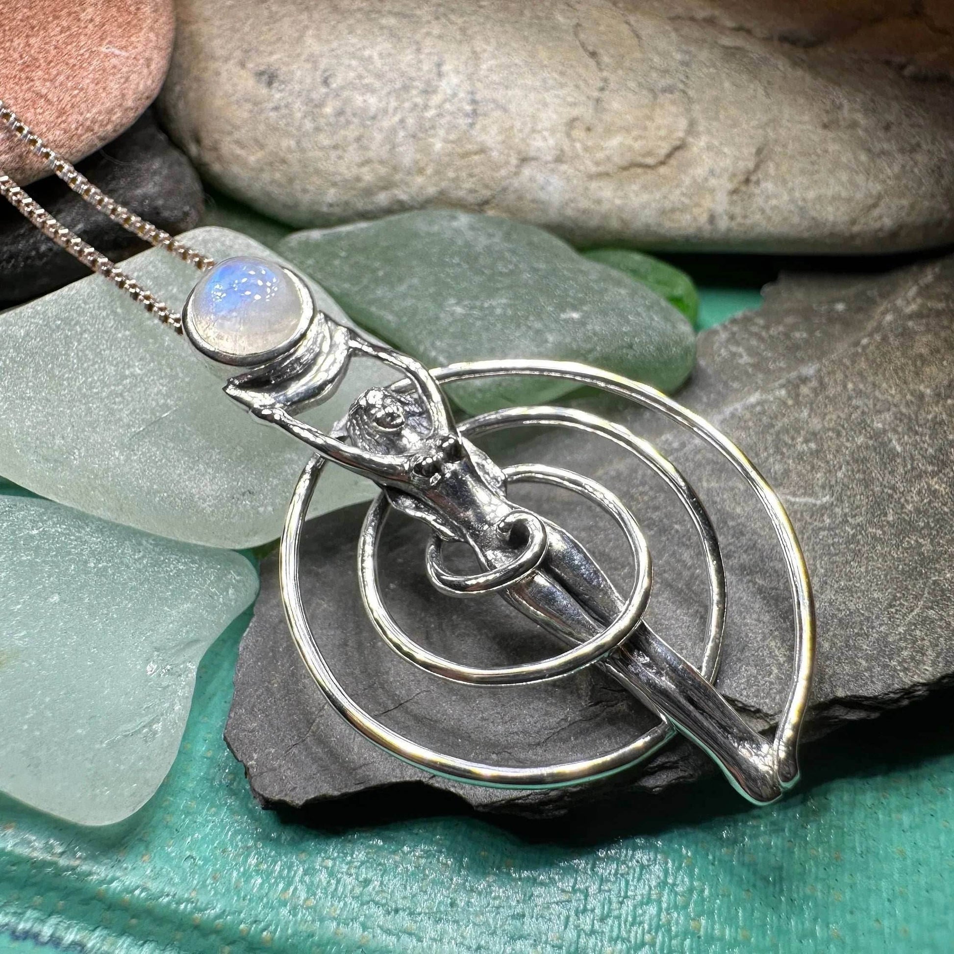 Danu Spiral Necklace - Amethyst