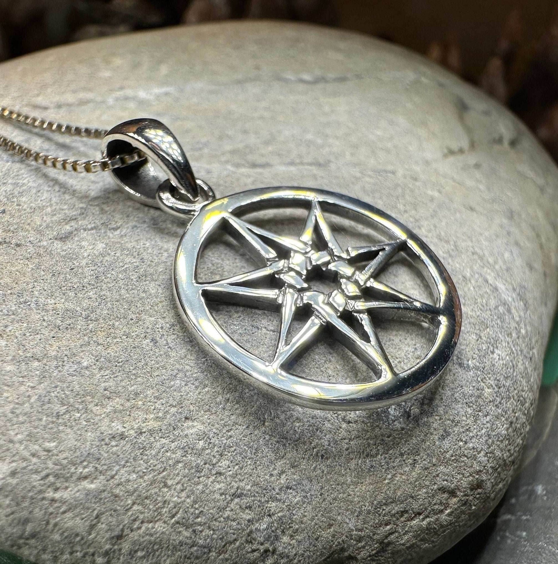 Petite Elven Star Necklace - 18