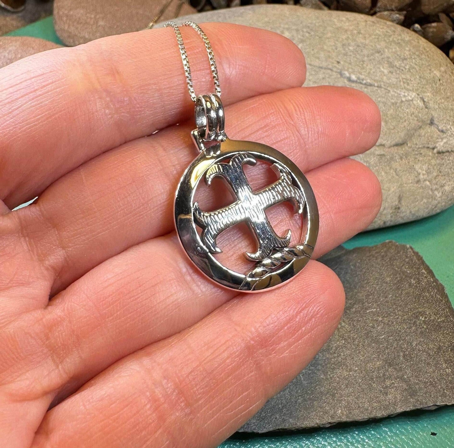 Knight's Templar Celtic Cross Necklace - 18