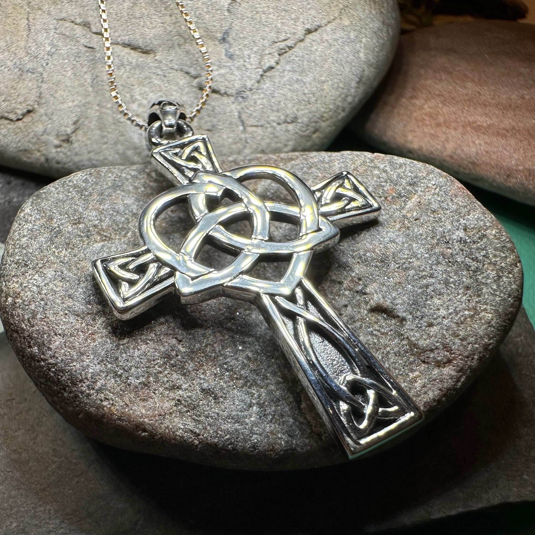 Pure Heart Celtic Cross Necklace - 18