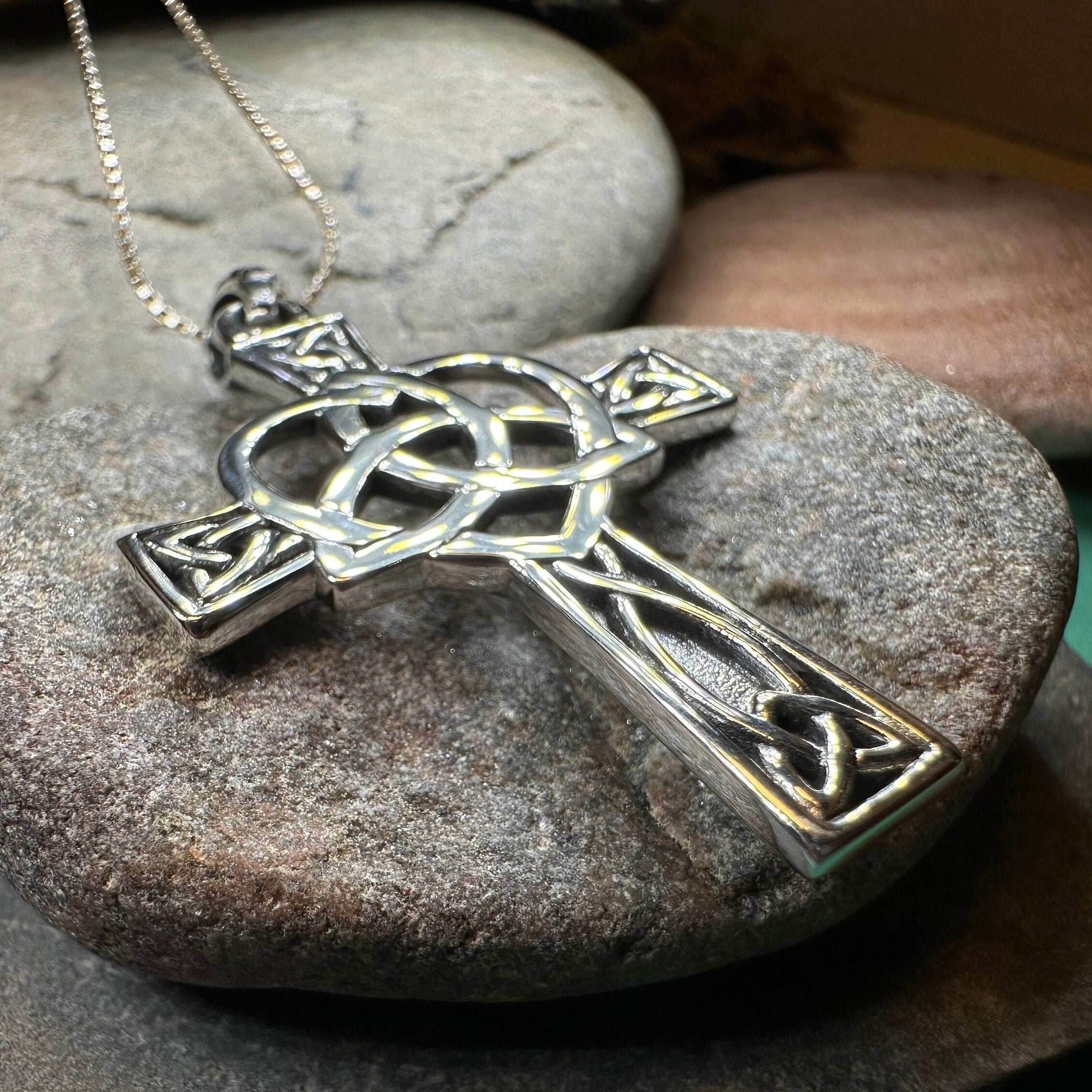 Pure Heart Celtic Cross Necklace - 18