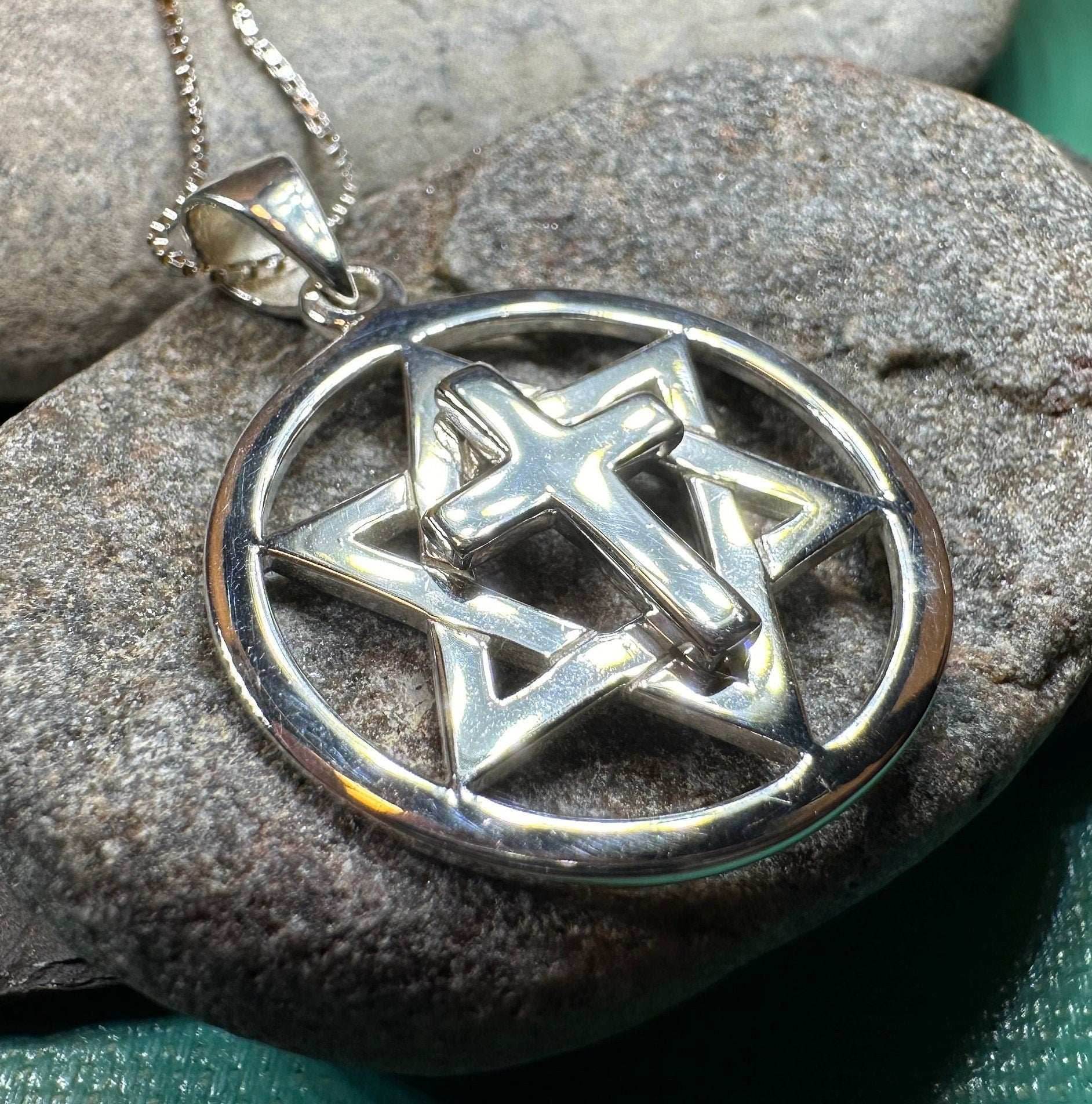 Star of David Cross Necklace - 18