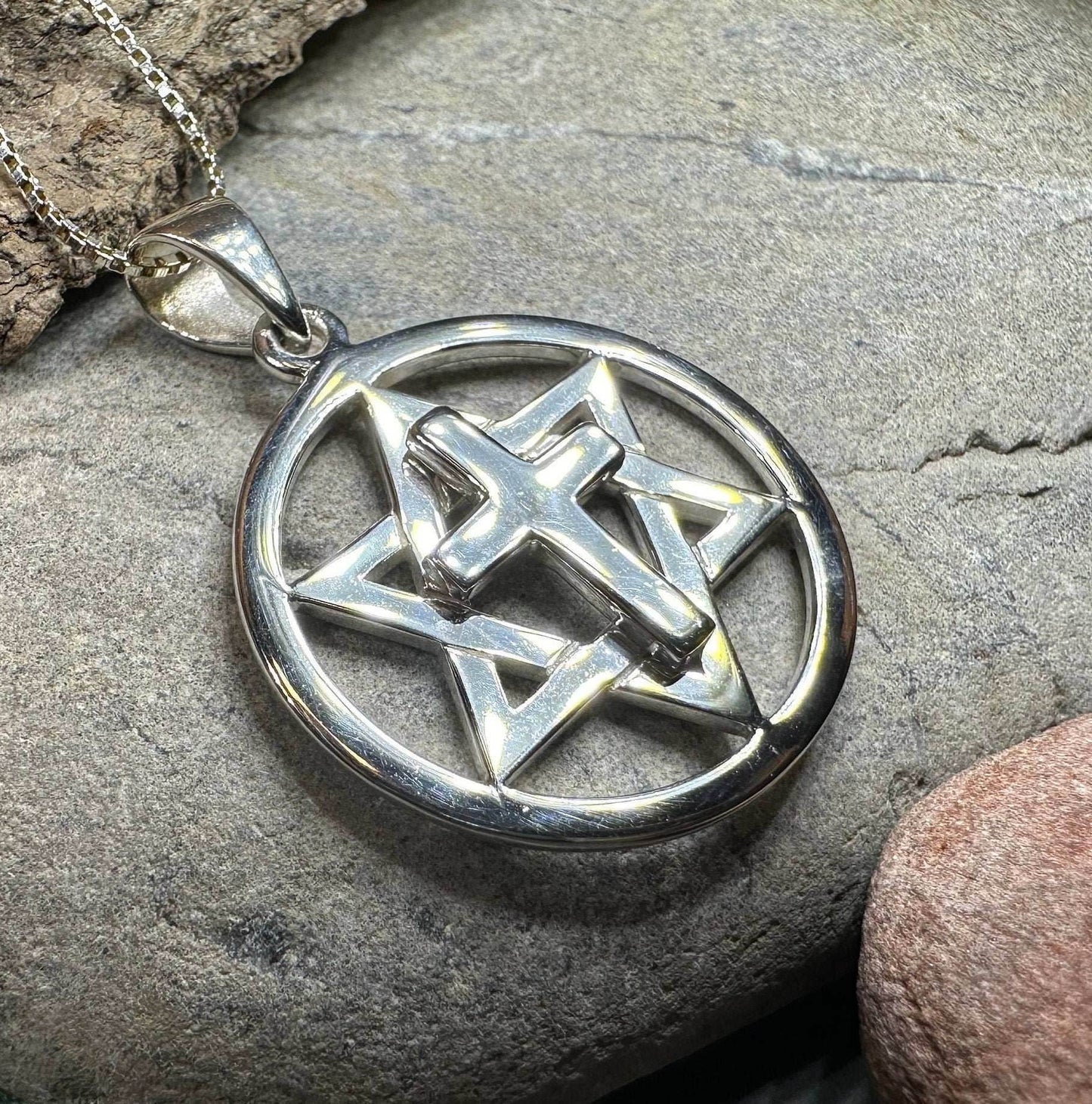 Star of David Cross Necklace - 18