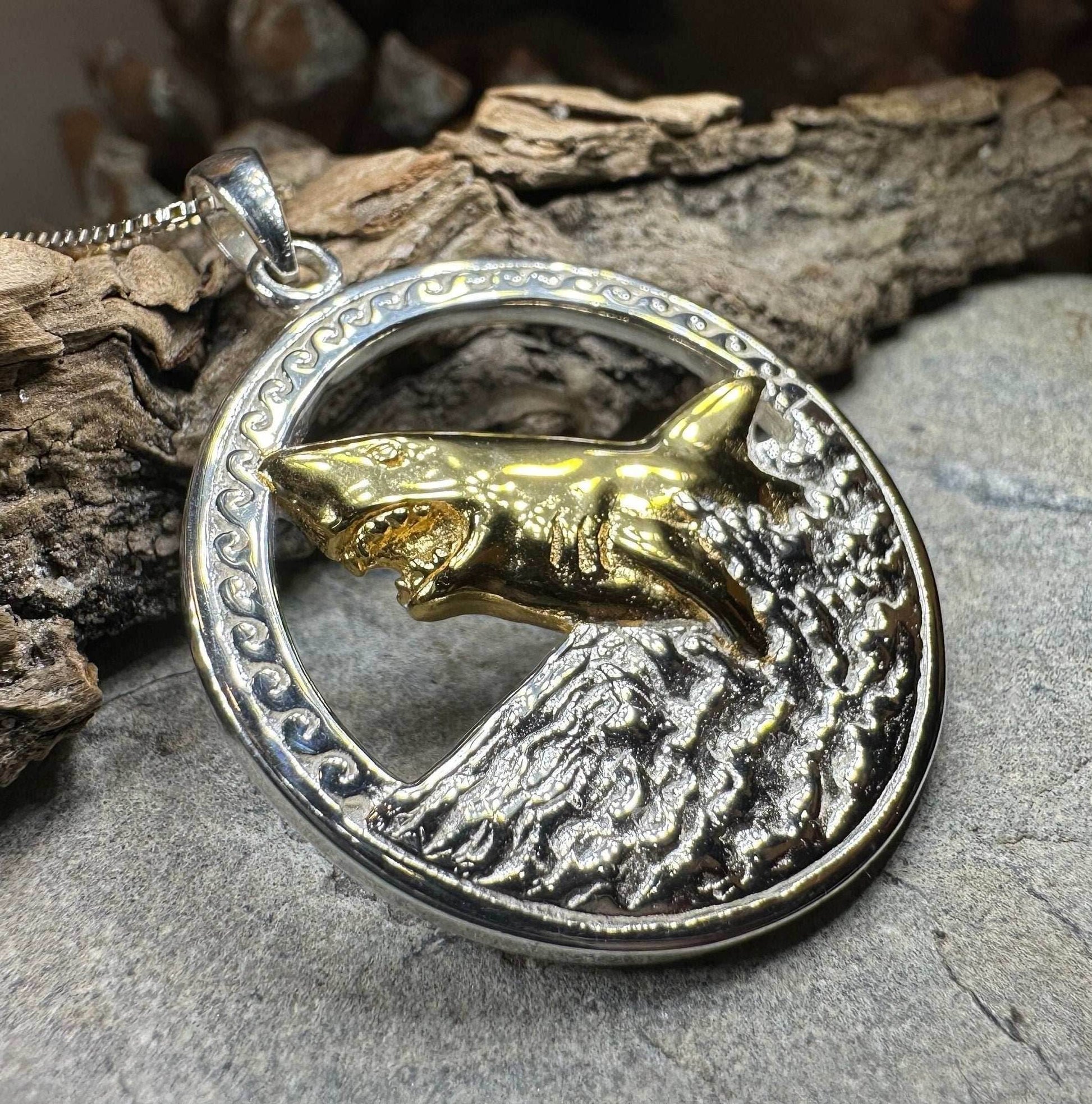 Great White Shark Necklace - 18