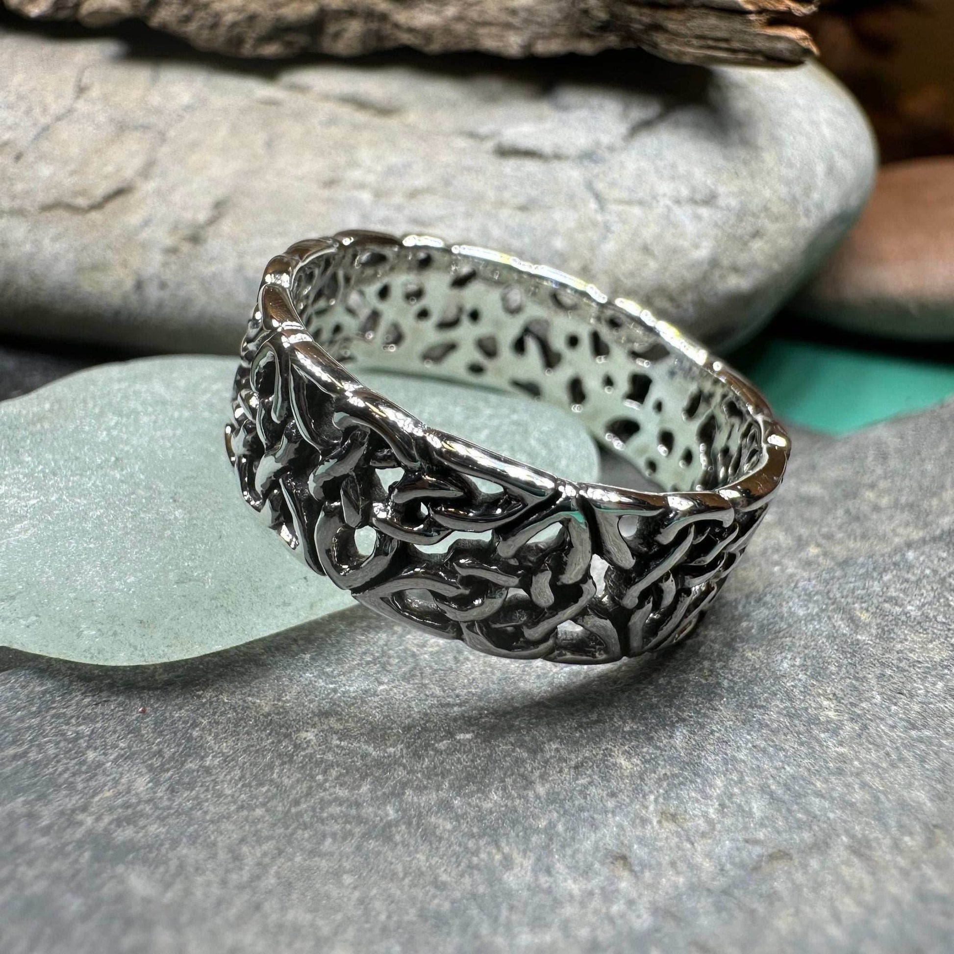 Trinity Knot Band Ring - 8