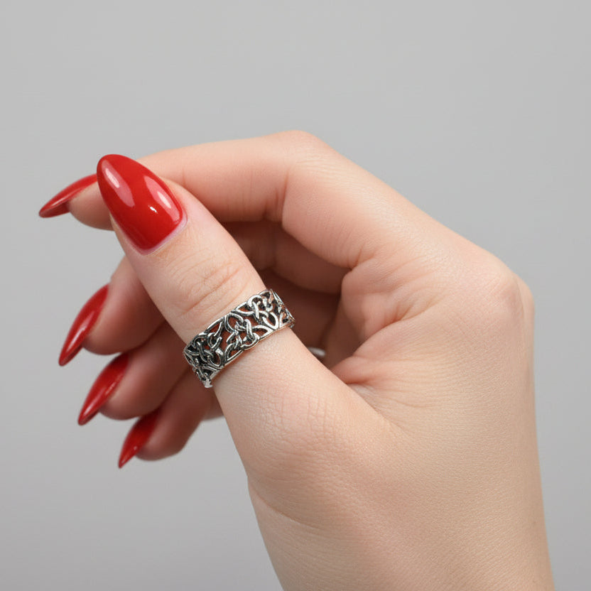 Trinity Knot Band Ring