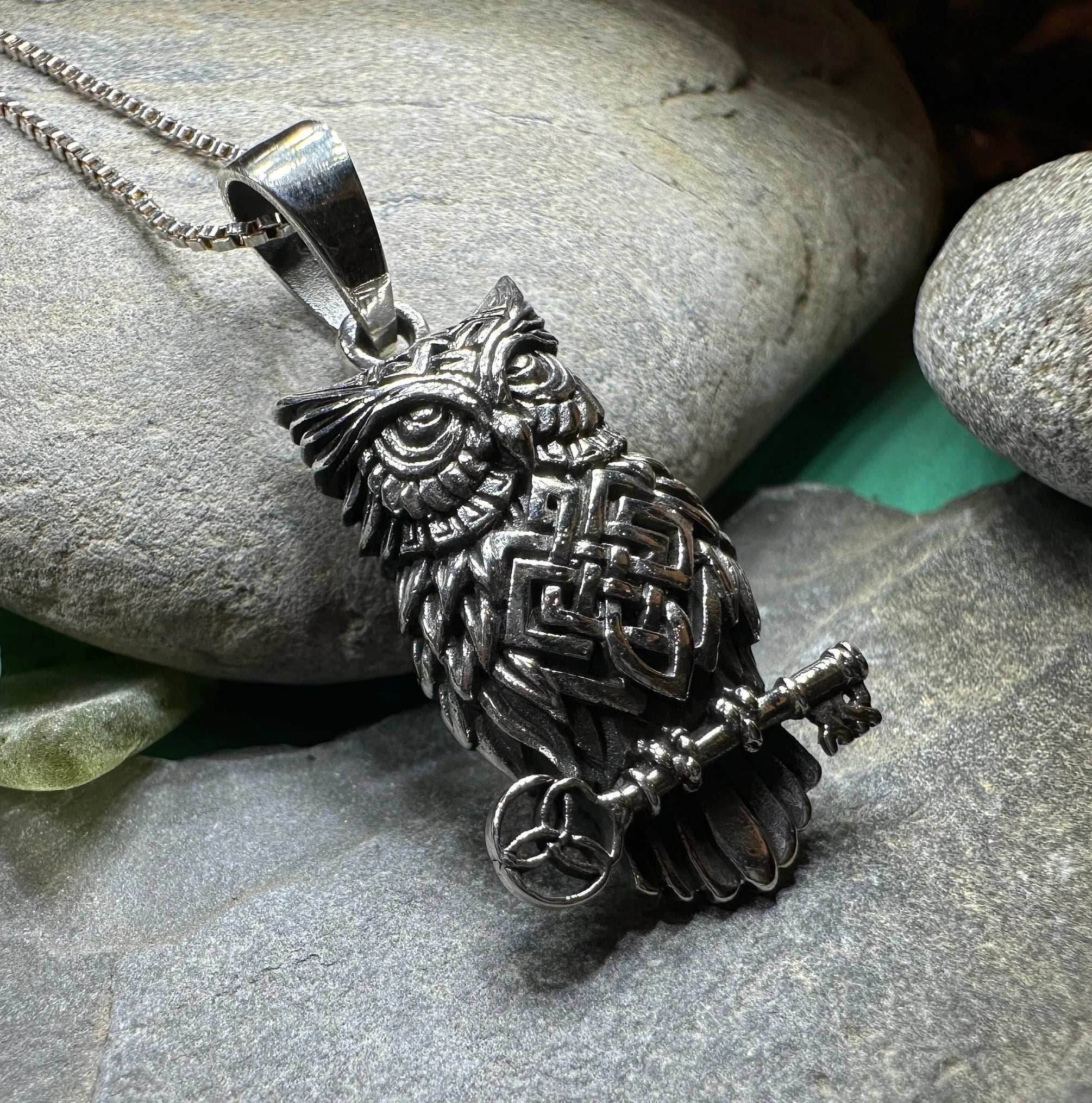 Elin Owl Necklace - 18