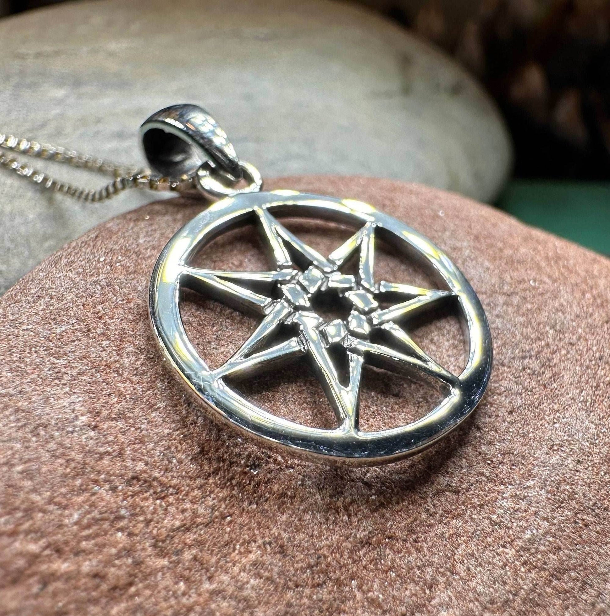 Petite Elven Star Necklace - 18