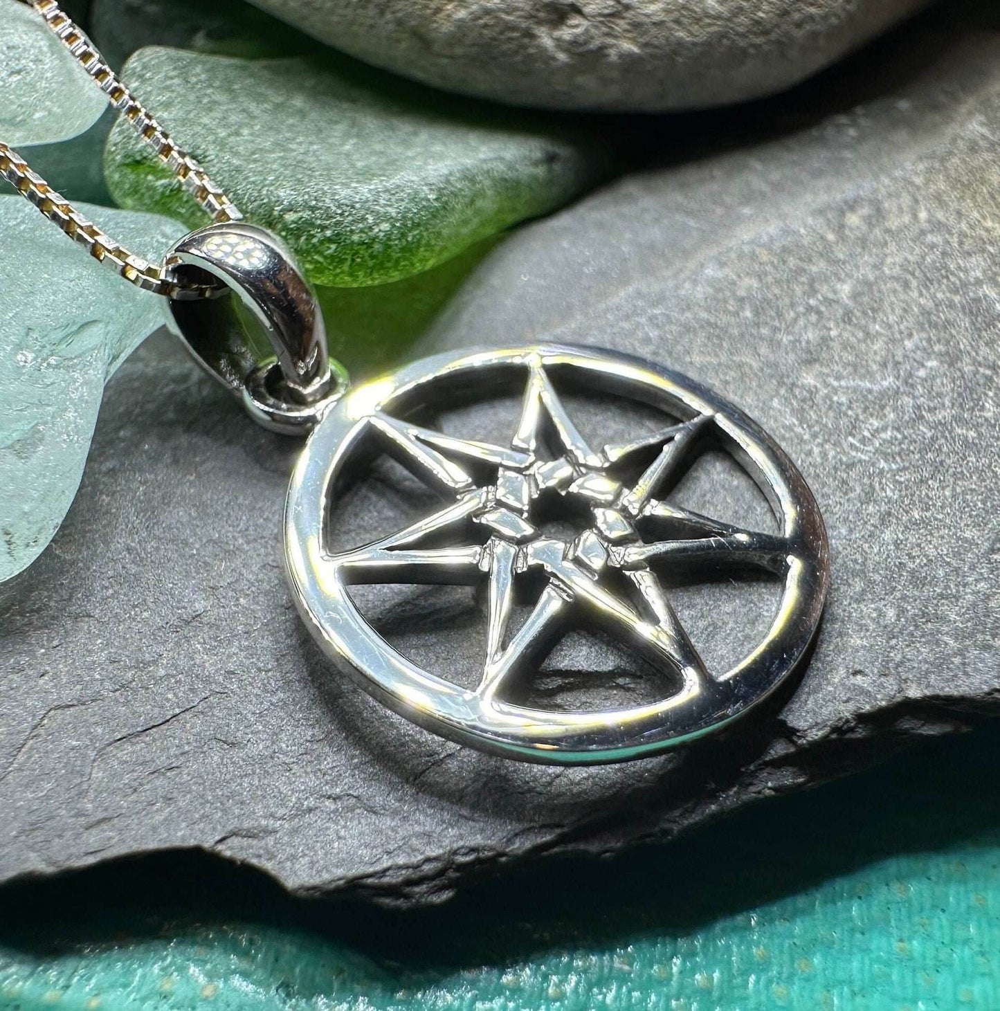 Petite Elven Star Necklace - 18